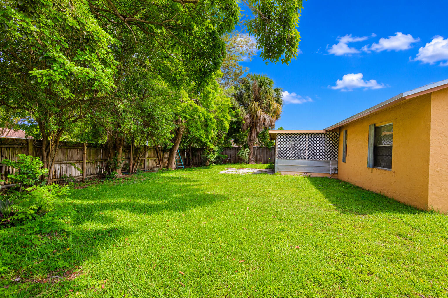 COUNTERPOINT ESTATES 2 - Residential