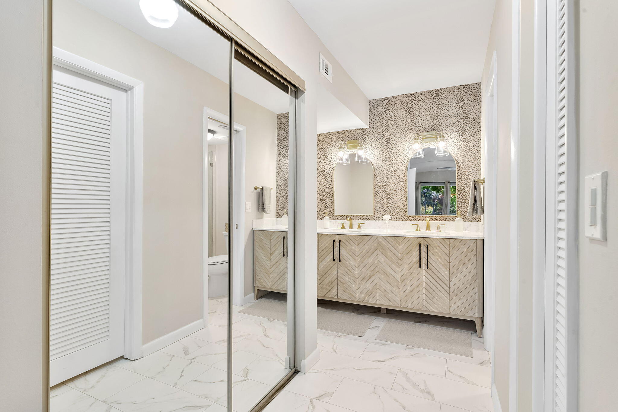 GREEN LAKES CONDO 1 THRU - Residential Lease