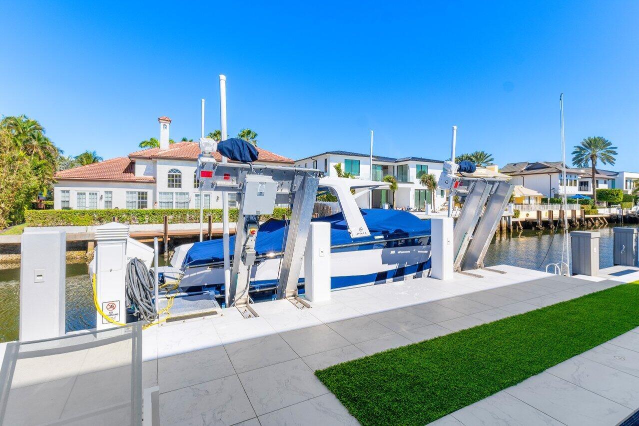 TROPIC ISLE - Residential