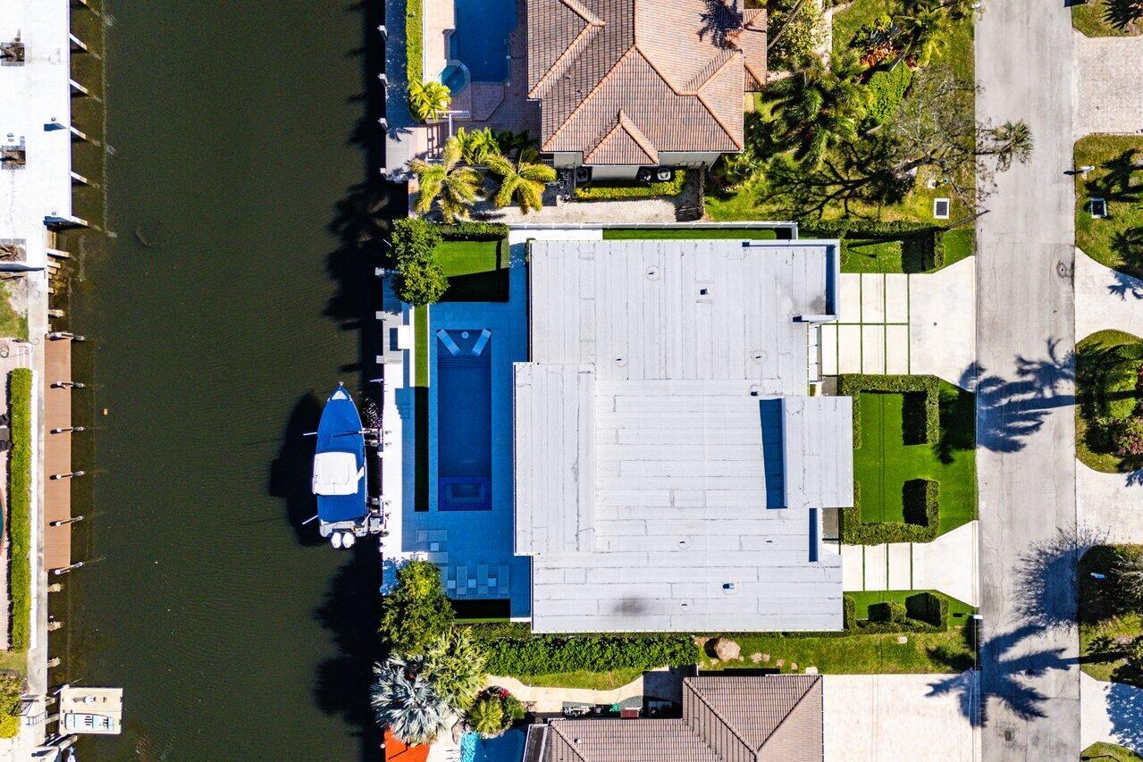 TROPIC ISLE - Residential