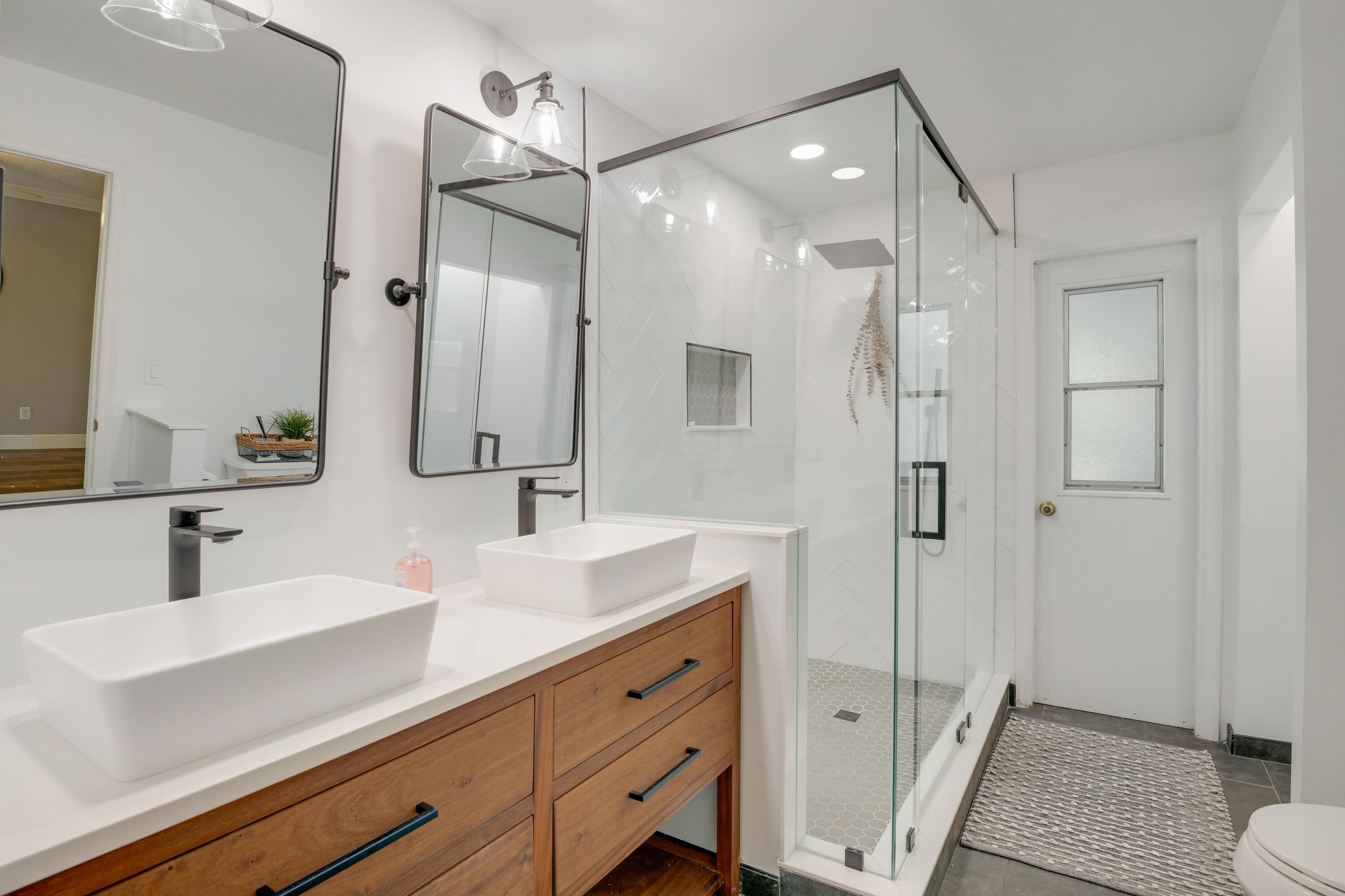 SUGAR POND MANOR OF WELLINGTON - Residential Lease