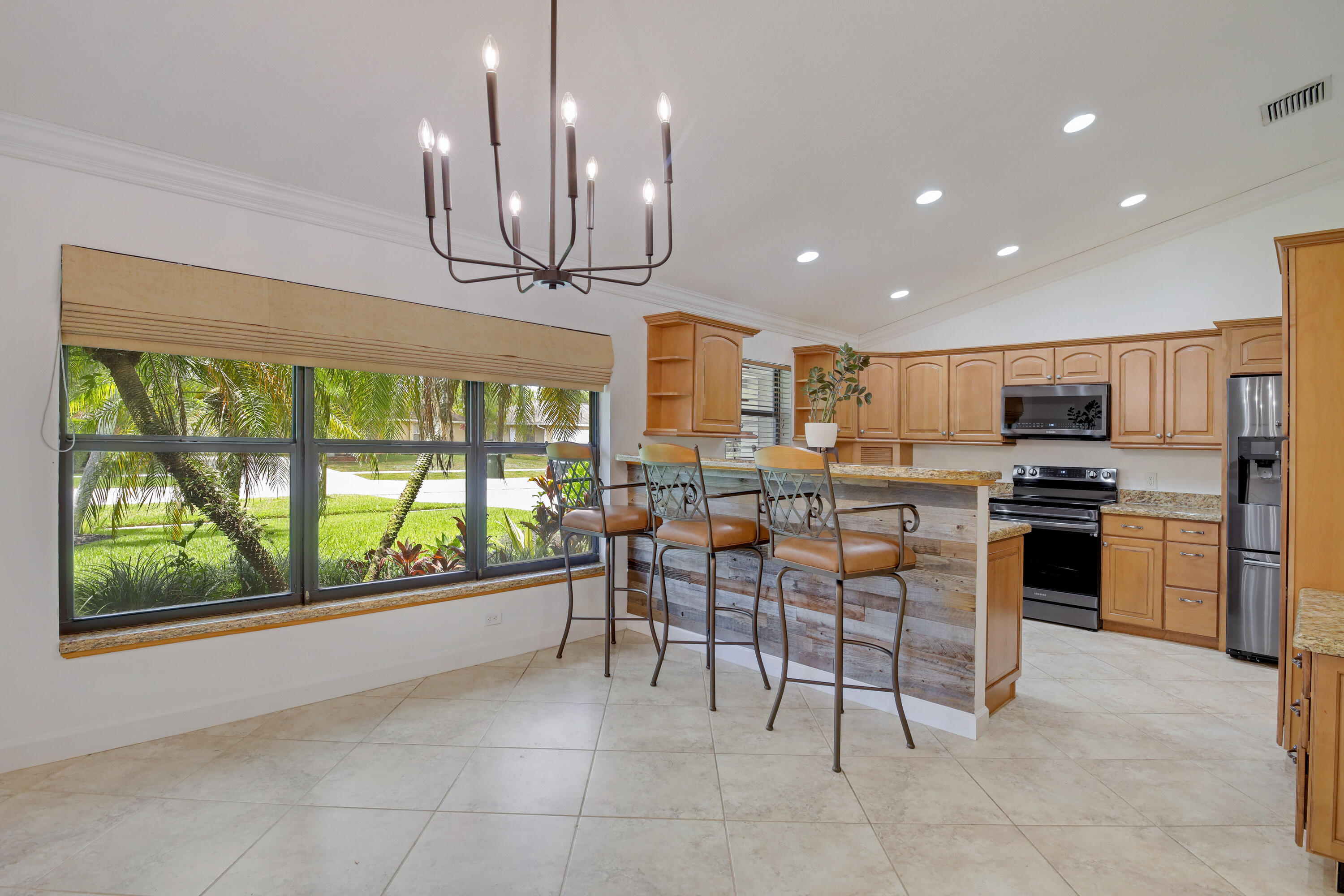 SUGAR POND MANOR OF WELLINGTON - Residential Lease