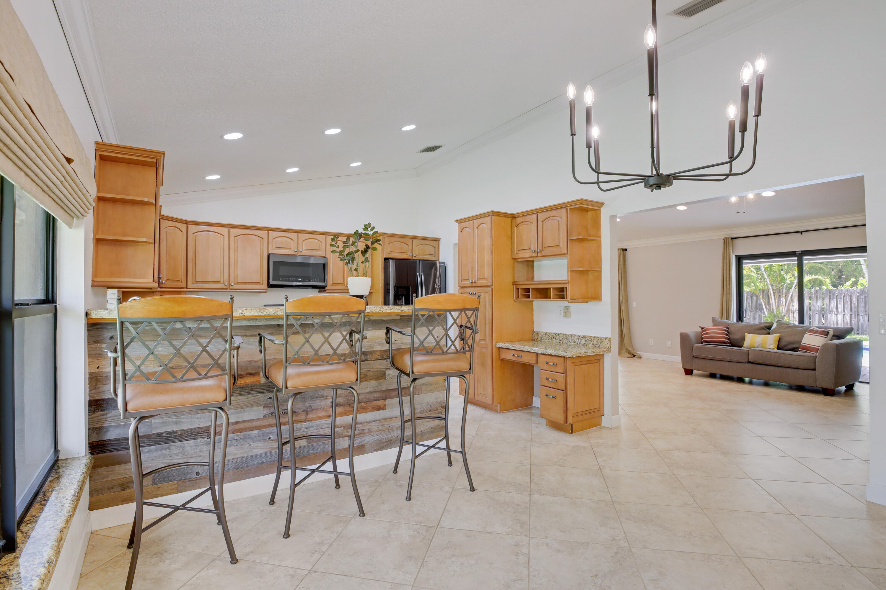 SUGAR POND MANOR OF WELLINGTON - Residential Lease