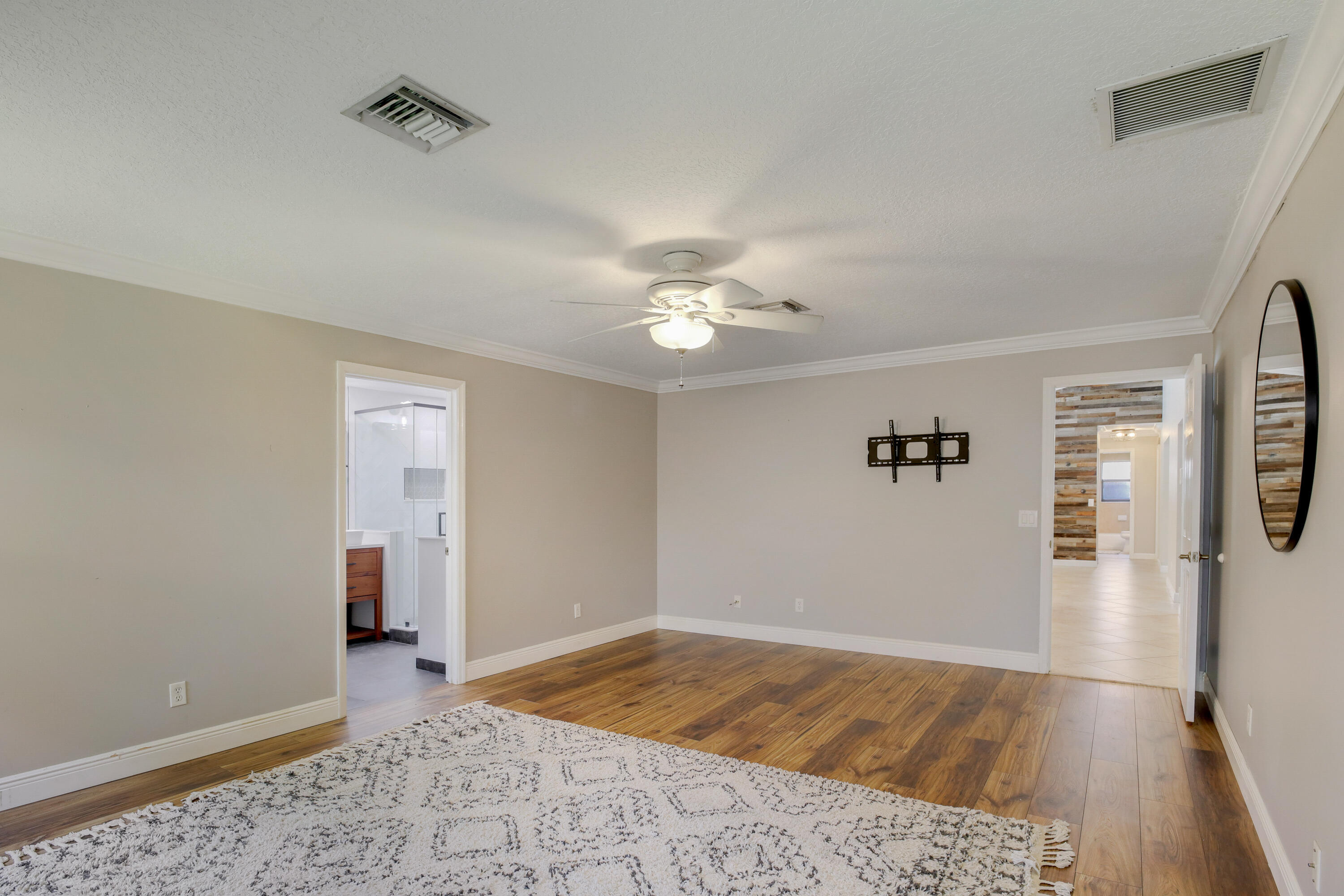 SUGAR POND MANOR OF WELLINGTON - Residential Lease