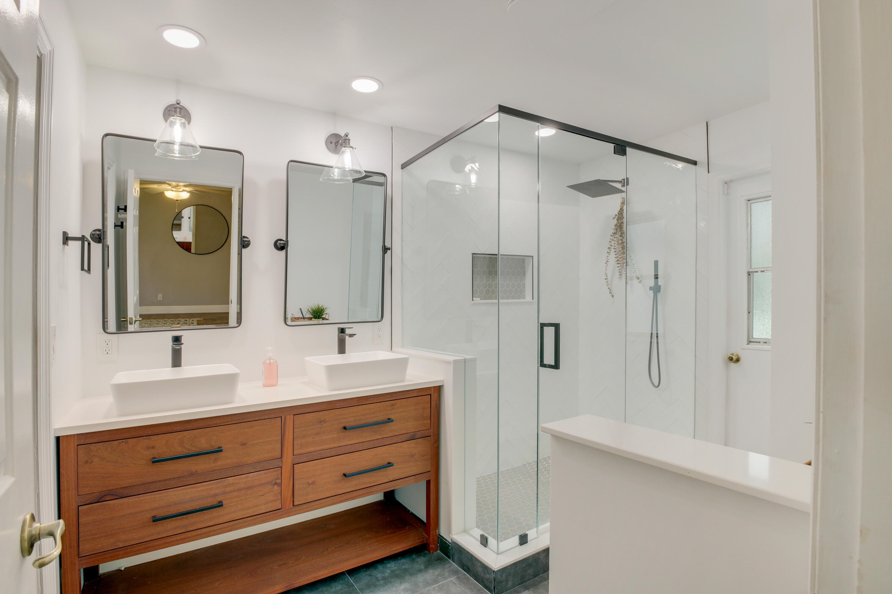 SUGAR POND MANOR OF WELLINGTON - Residential Lease