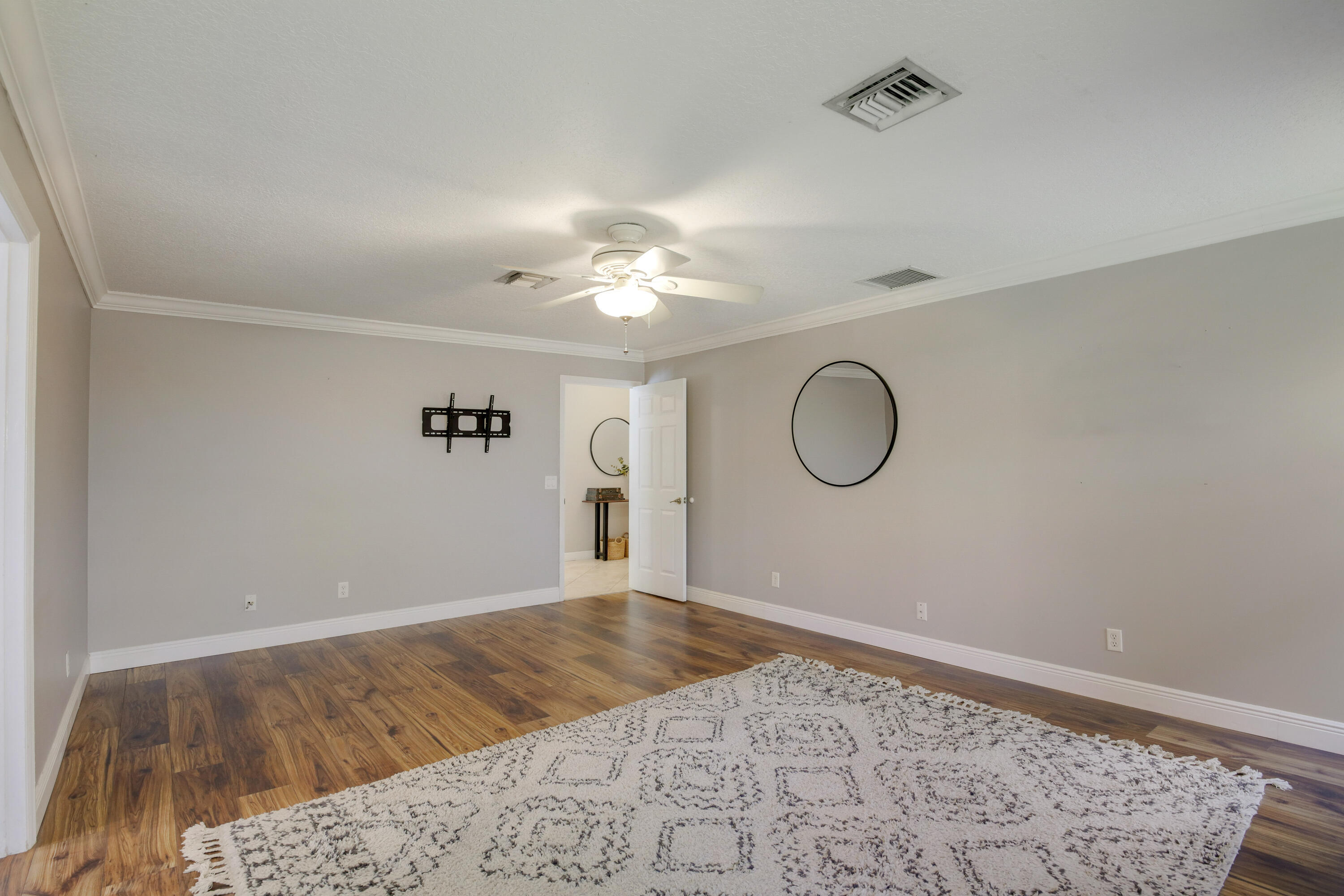 SUGAR POND MANOR OF WELLINGTON - Residential Lease