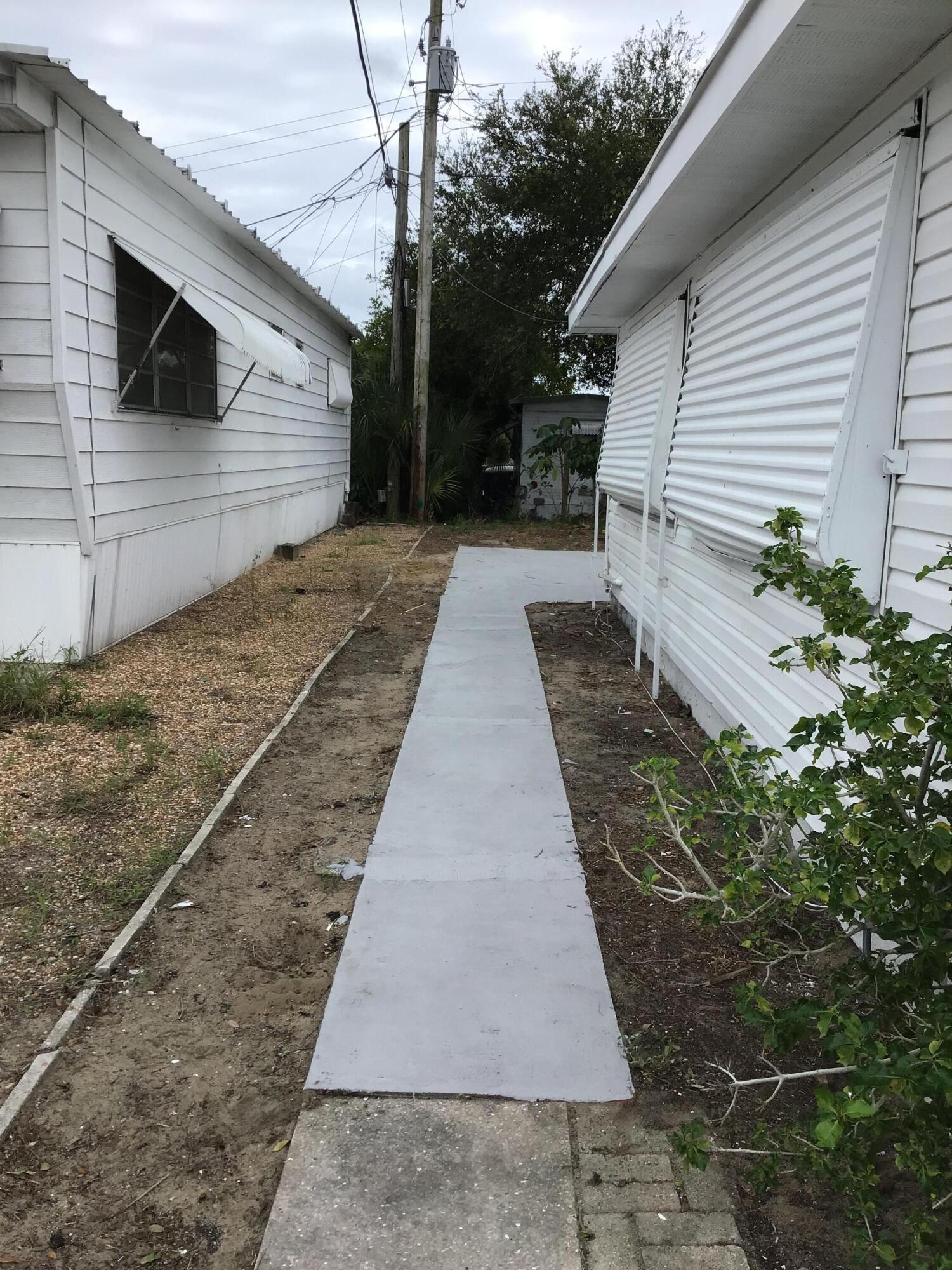 HILLTOP PARK - Residential Income