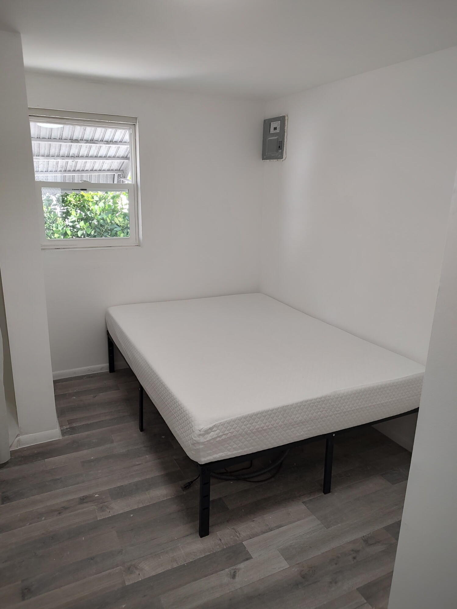 HILLTOP PARK - Residential Income