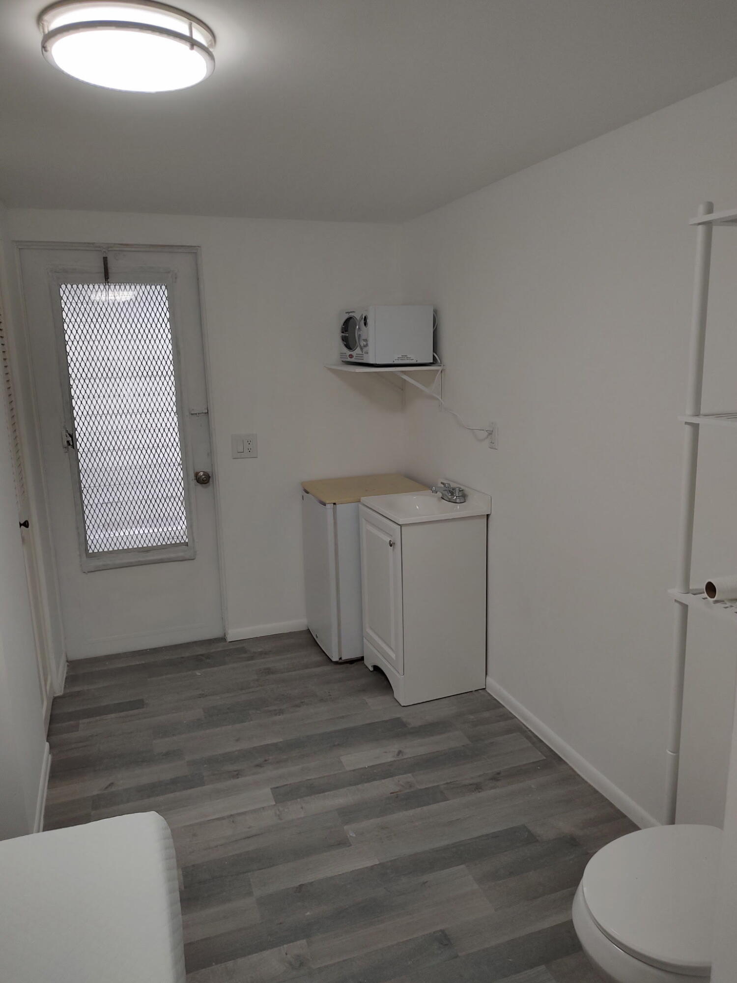 HILLTOP PARK - Residential Income
