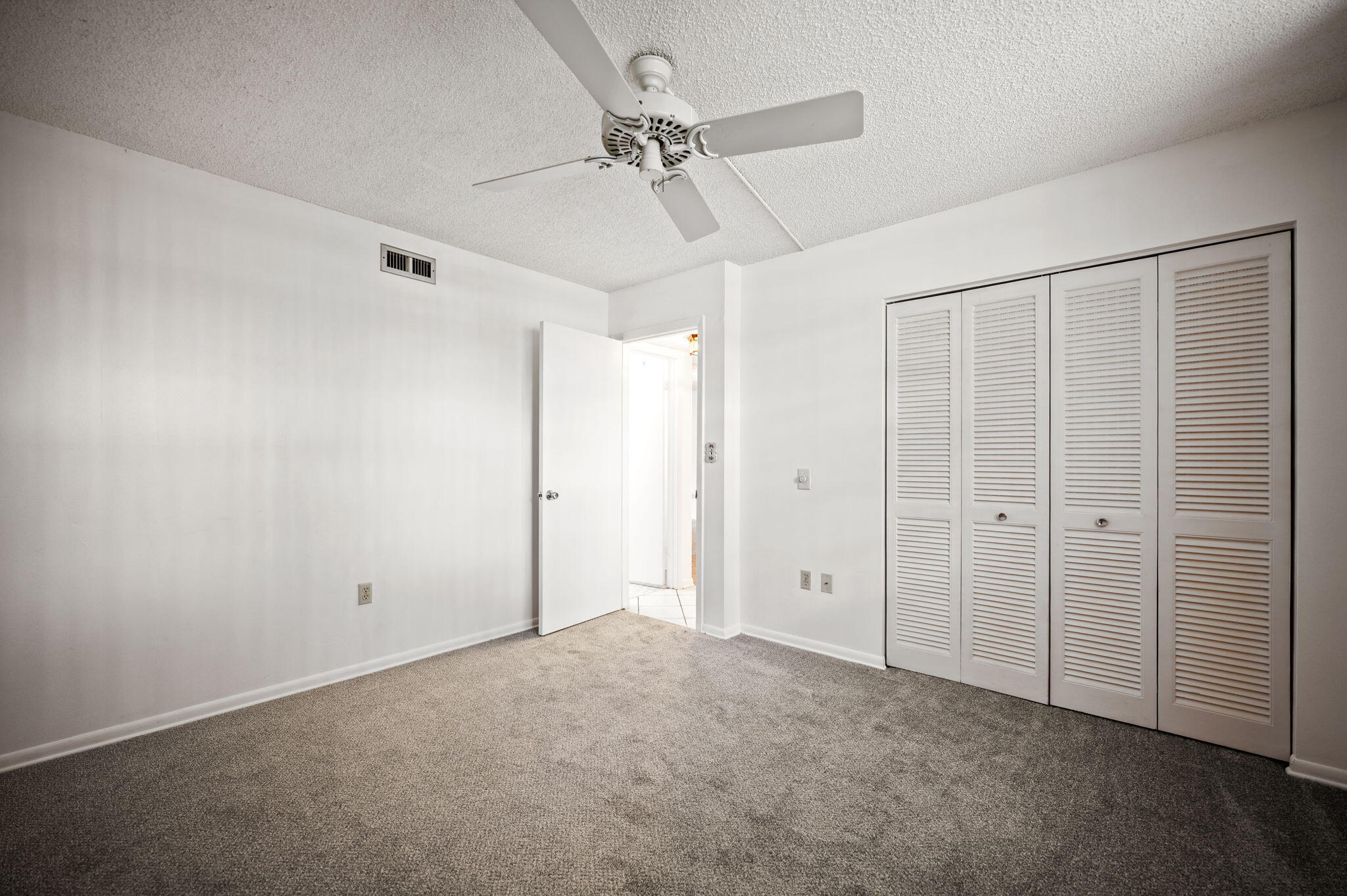 COLONY POINT 1 CONDO - Residential