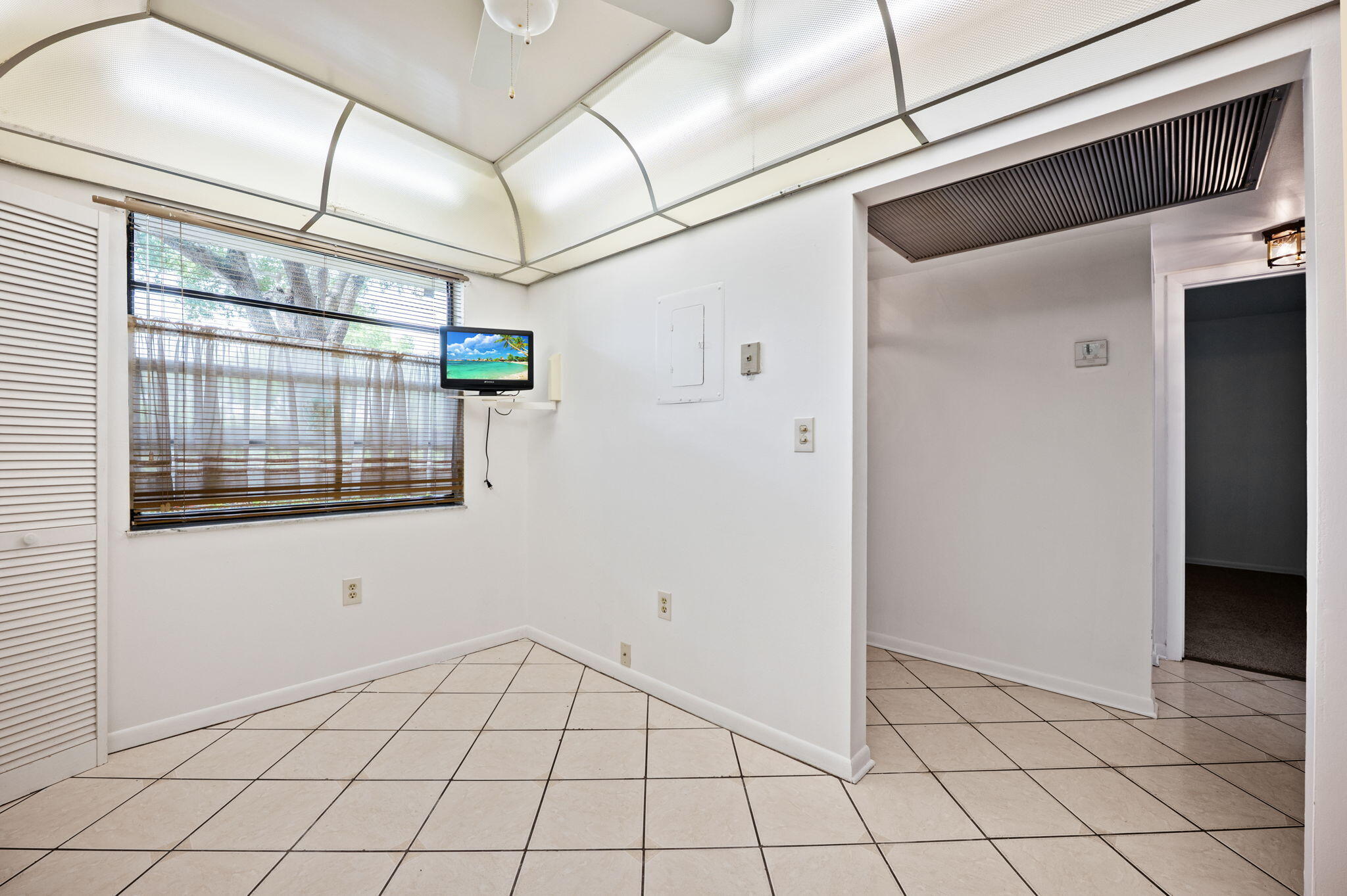 COLONY POINT 1 CONDO - Residential
