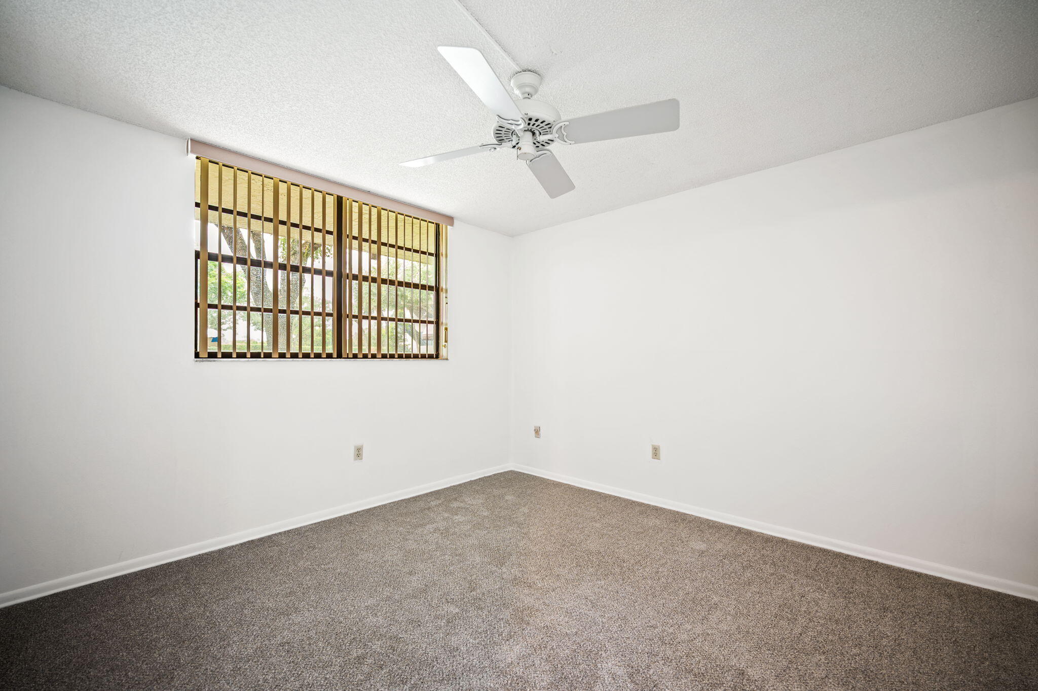 COLONY POINT 1 CONDO - Residential