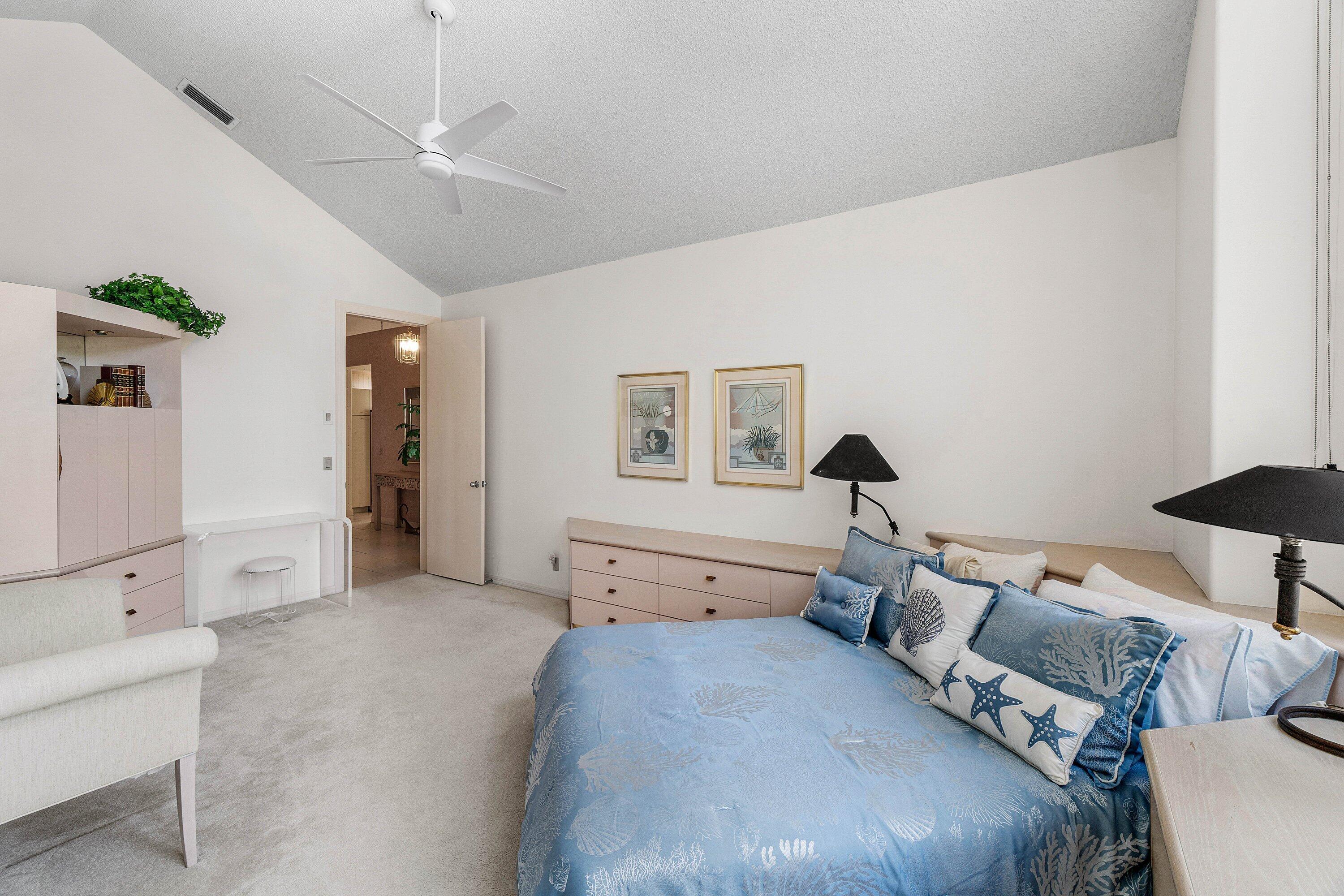 CYPRESS ISLE / POLO CLUB - Residential