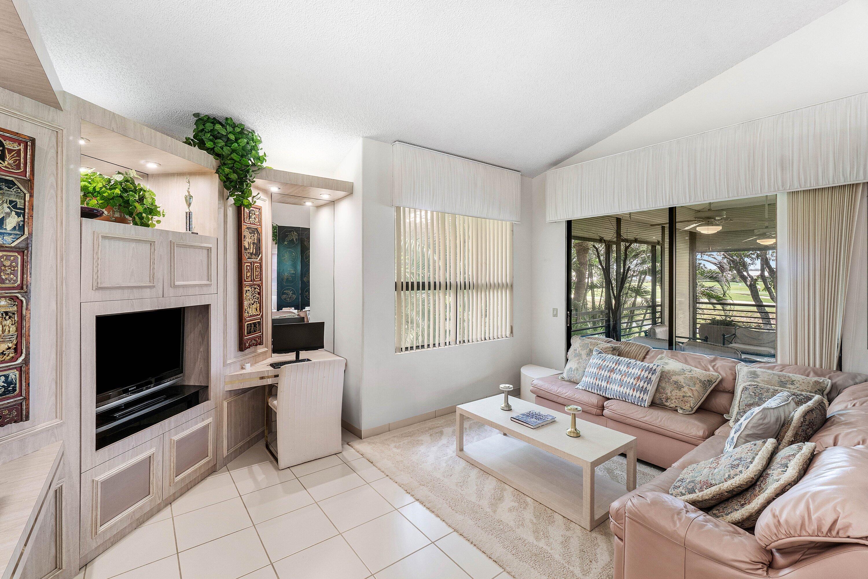 CYPRESS ISLE / POLO CLUB - Residential