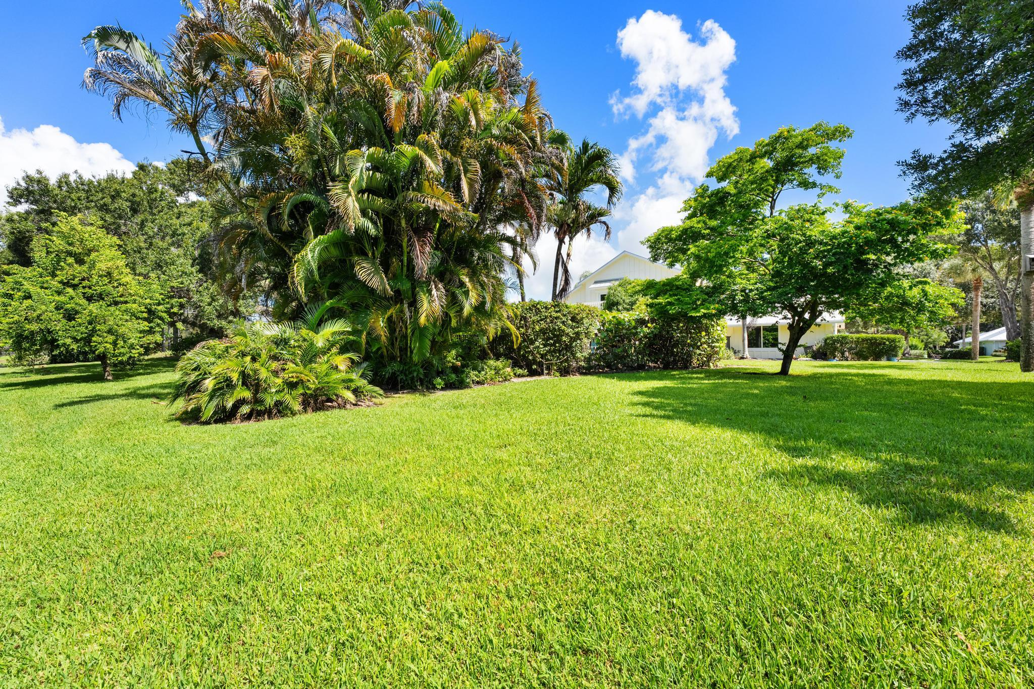 WHISPERING TRAILS 4 - Residential