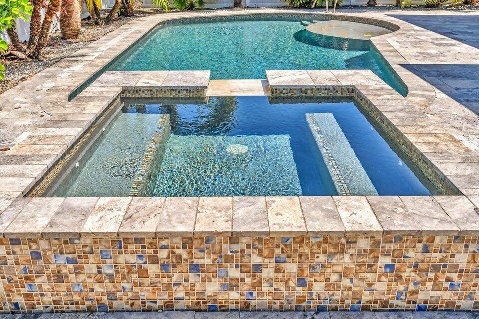 CORAL WOODS - Residential