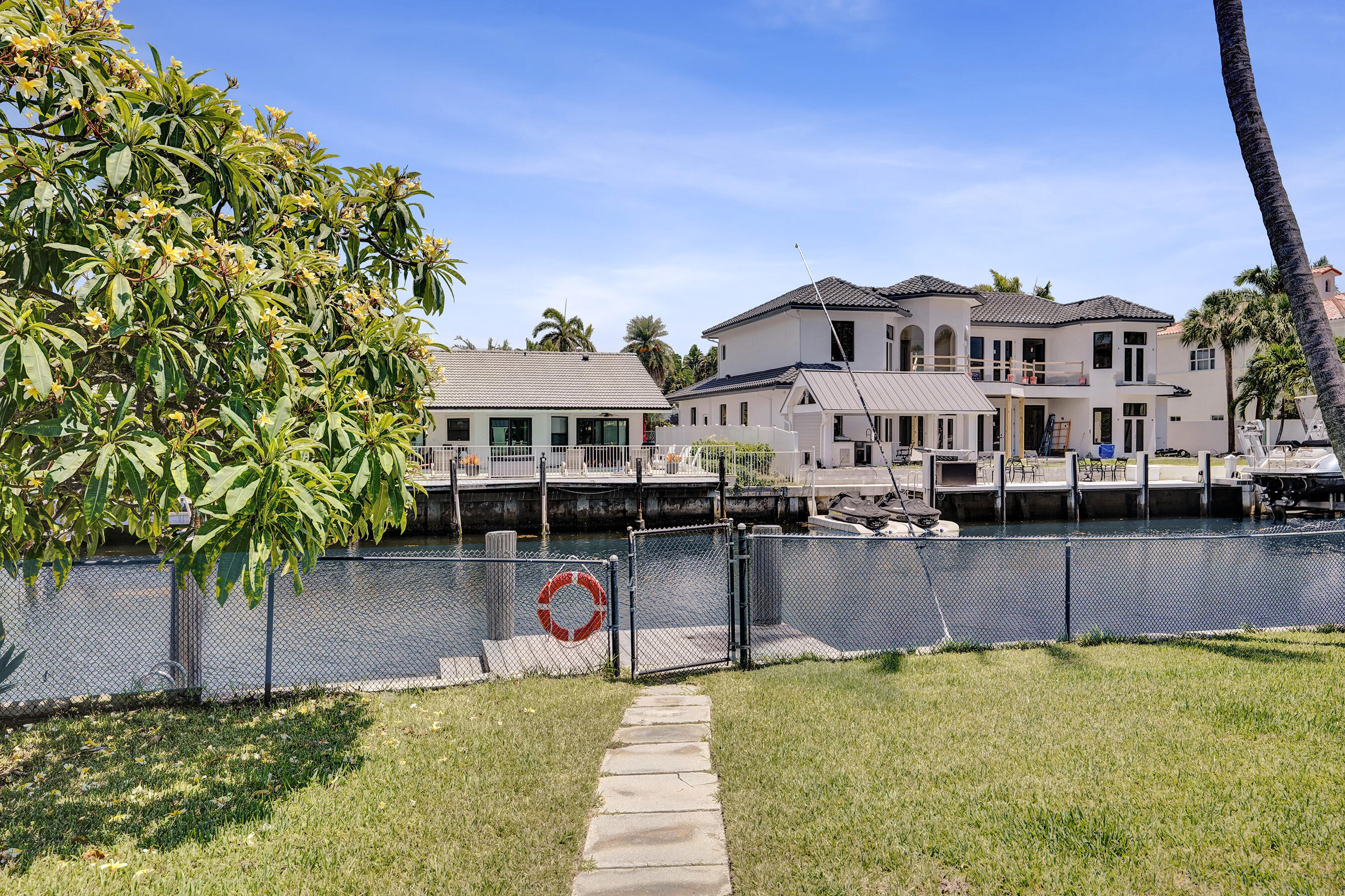 TROPIC ISLE 2ND SEC - Residential