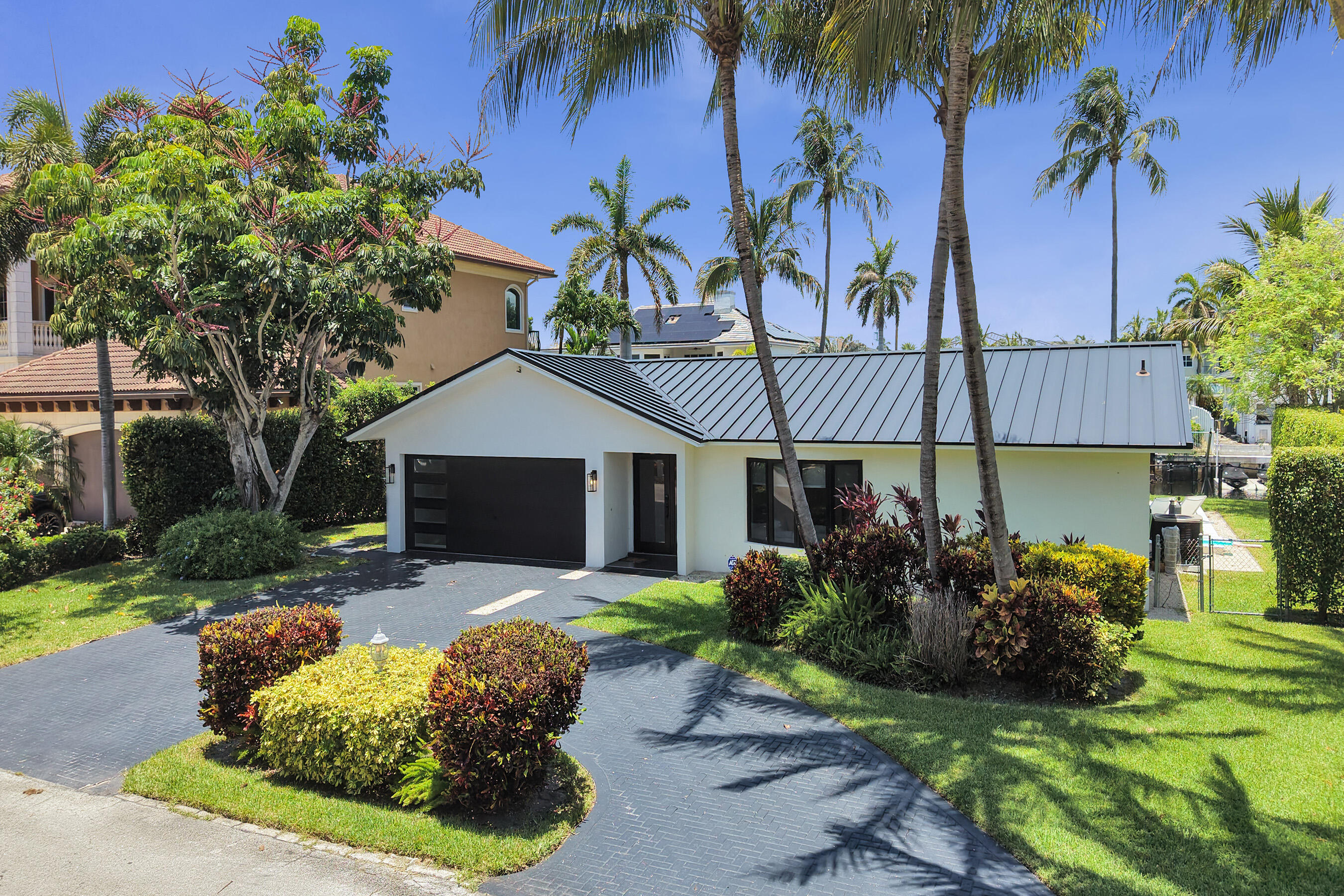 TROPIC ISLE 2ND SEC - Residential