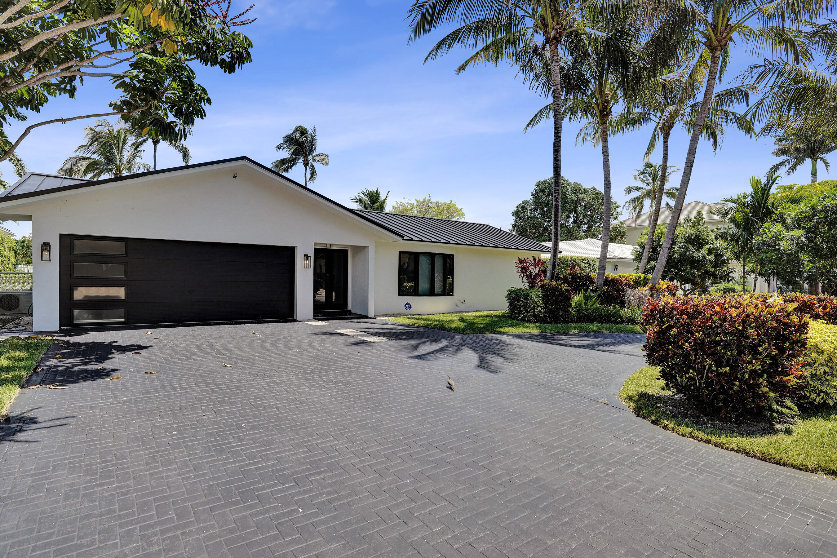 TROPIC ISLE 2ND SEC - Residential