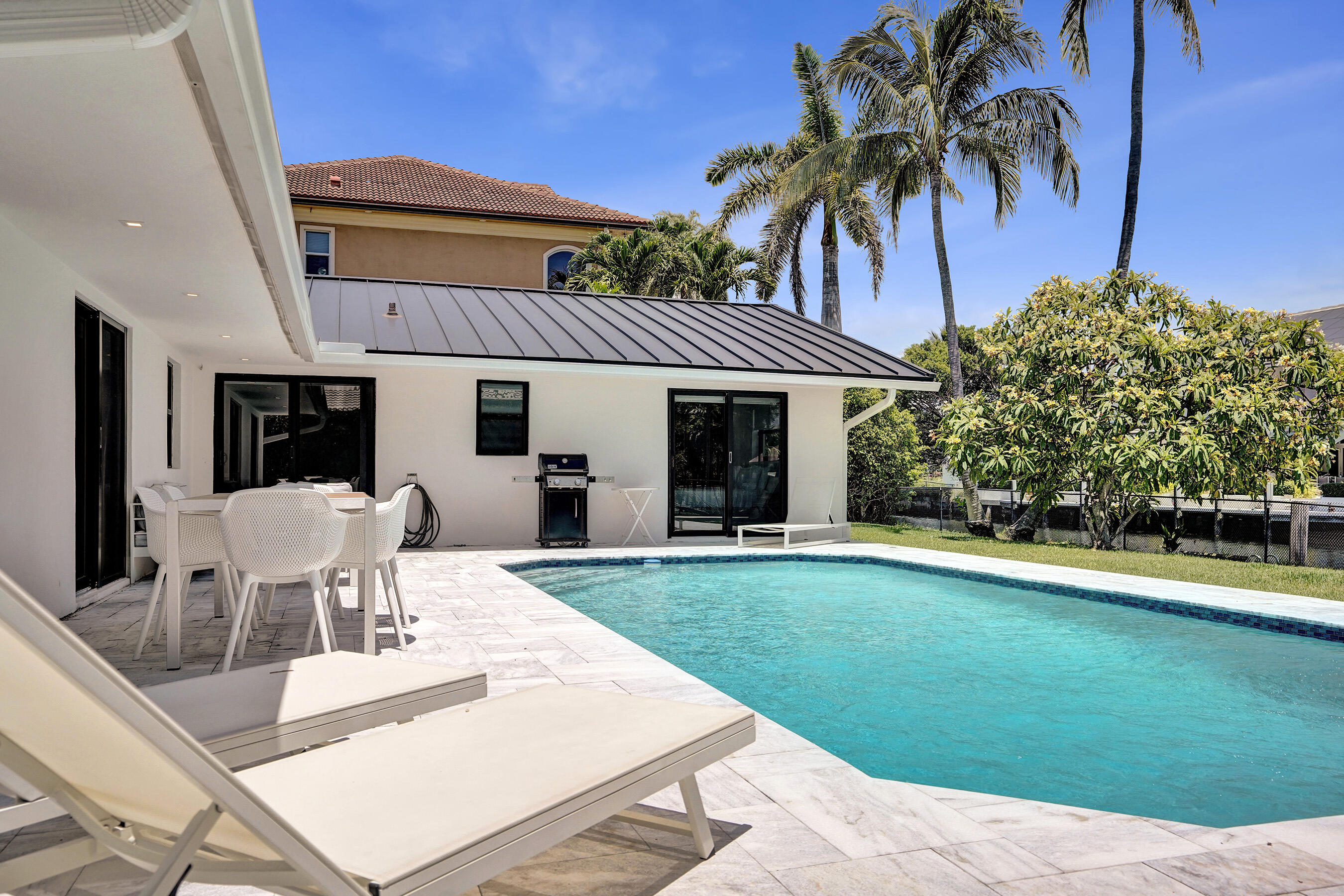 TROPIC ISLE 2ND SEC - Residential