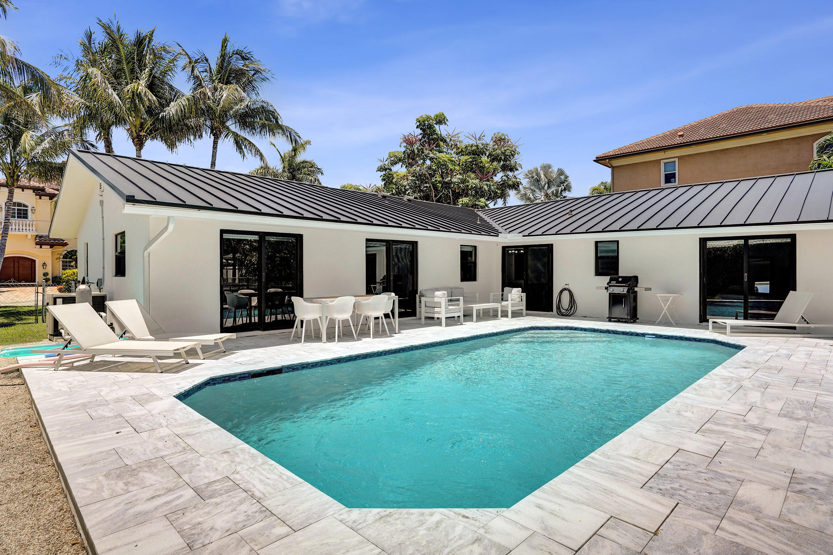TROPIC ISLE 2ND SEC - Residential