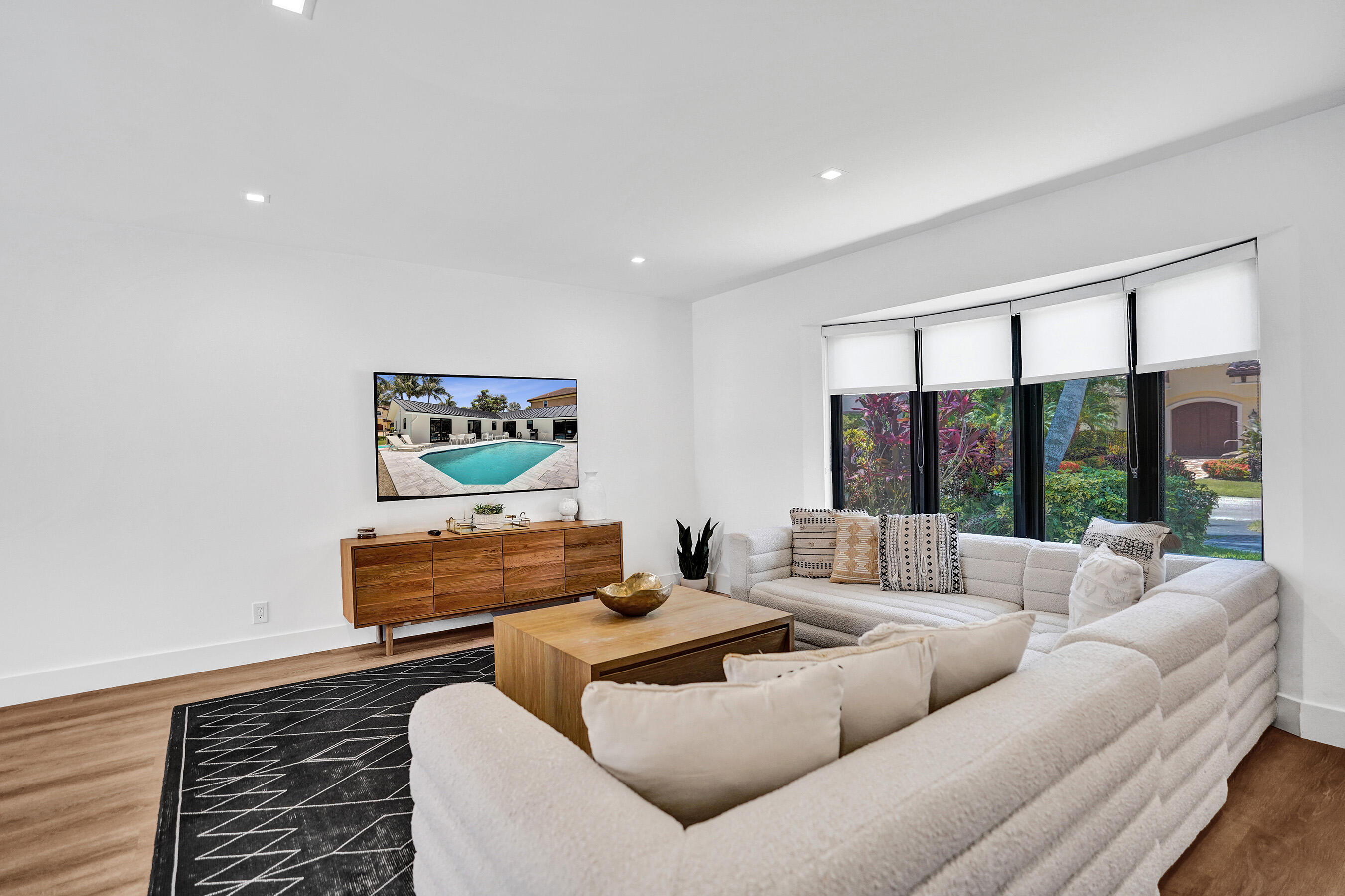 TROPIC ISLE 2ND SEC - Residential