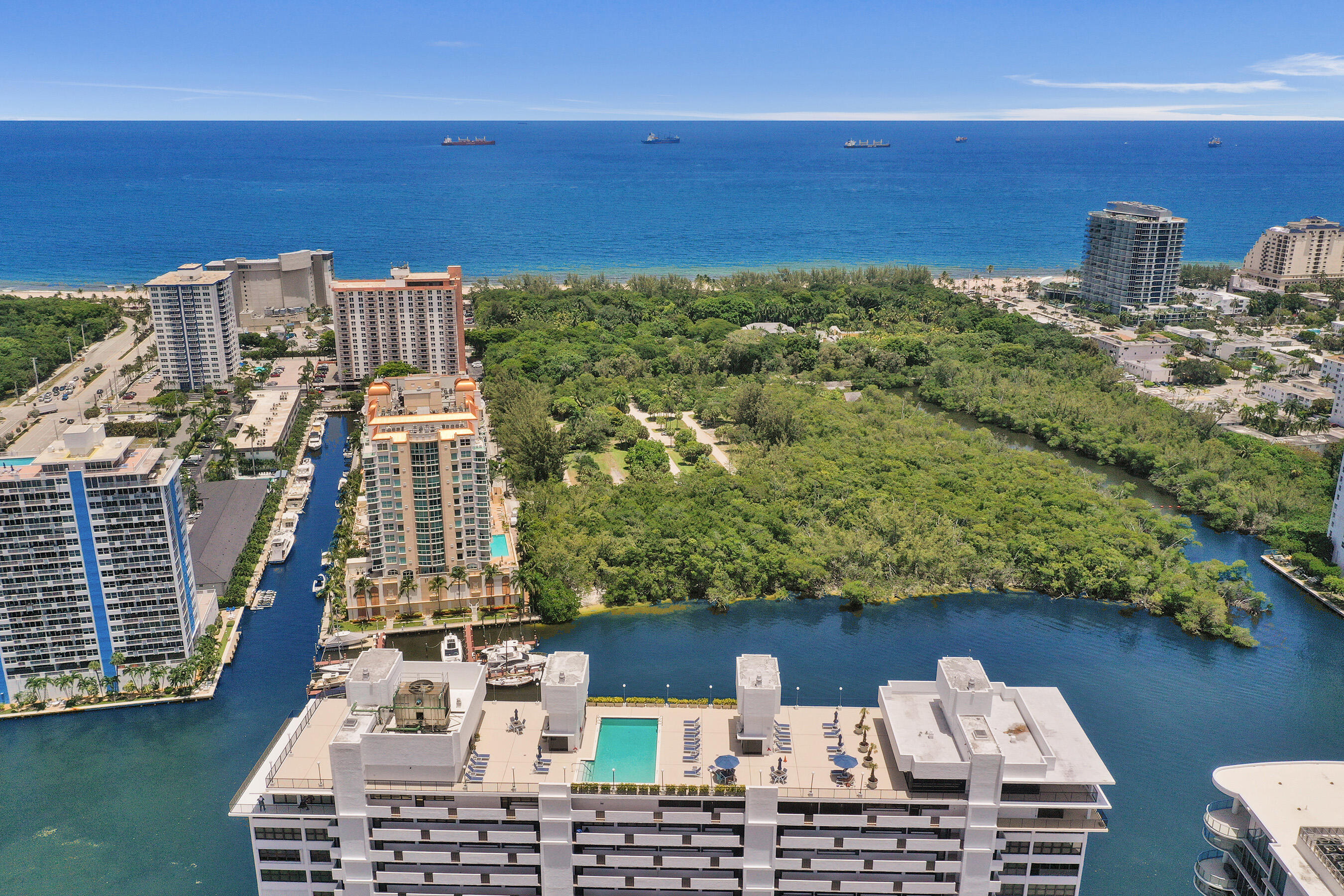 CORINTHIAN ON THE INTRACOASTAL - Residential