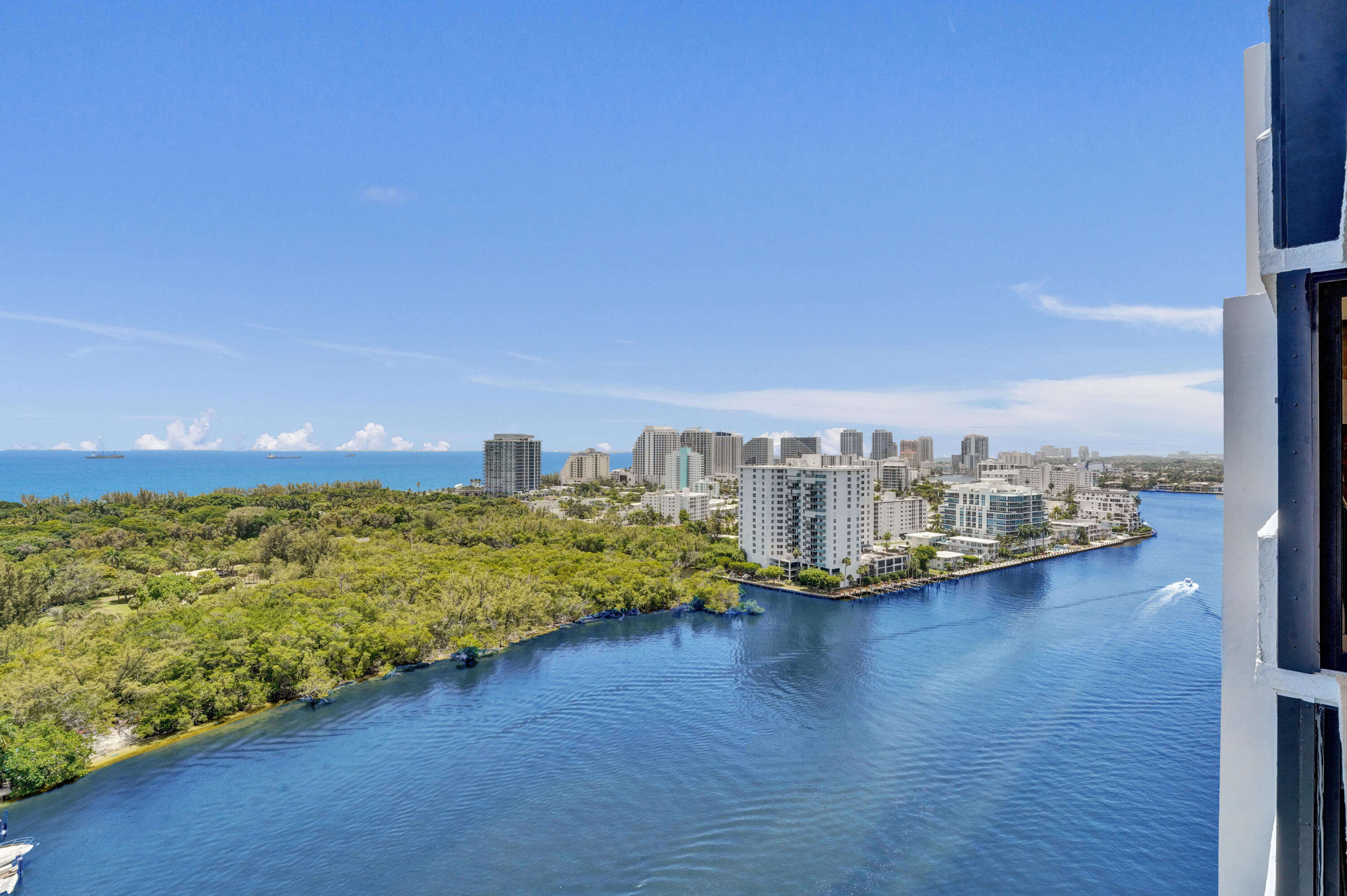 CORINTHIAN ON THE INTRACOASTAL - Residential