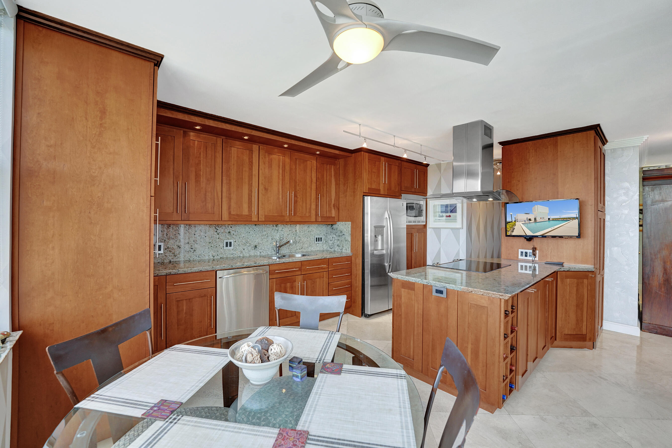 CORINTHIAN ON THE INTRACOASTAL - Residential