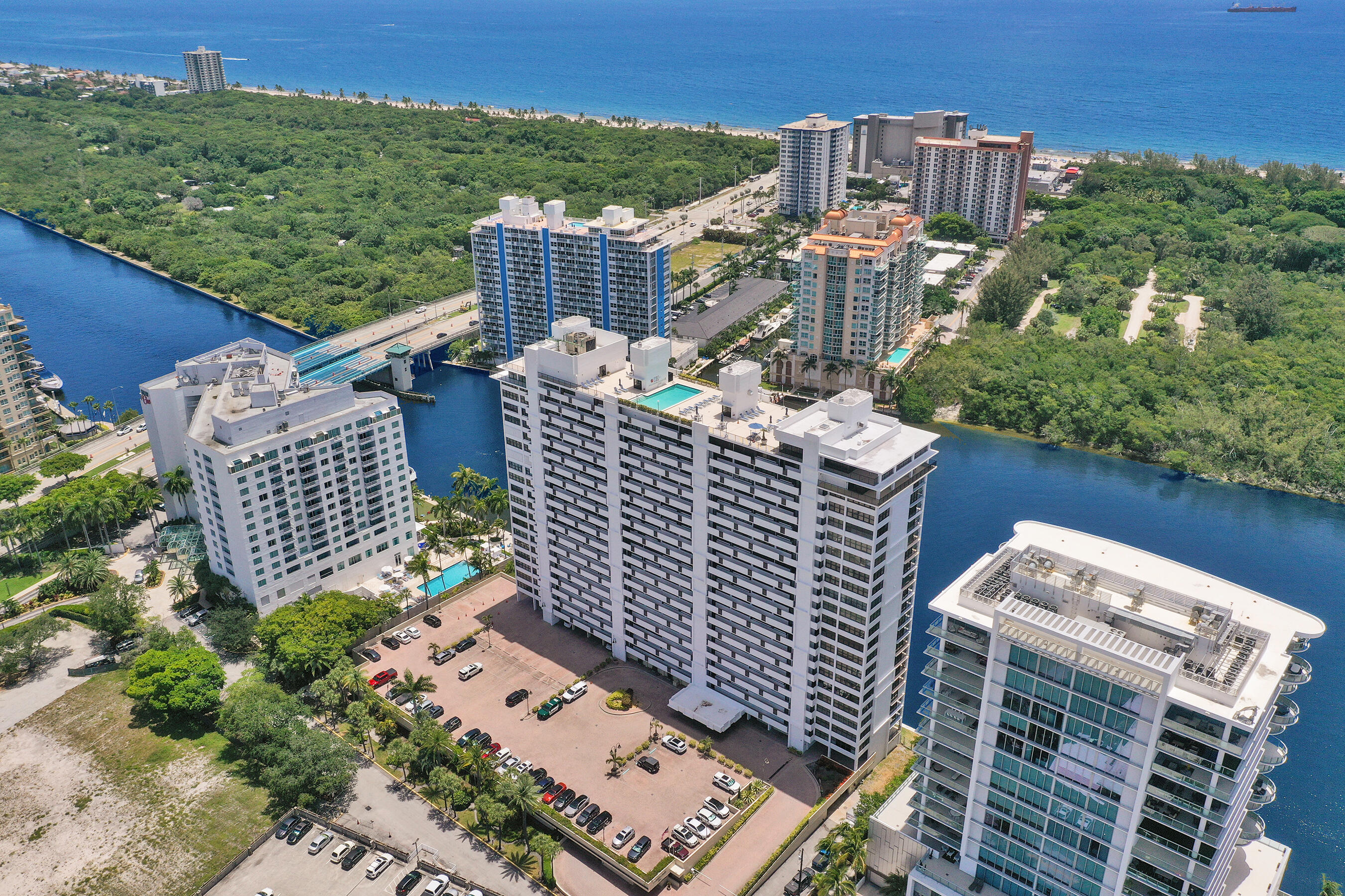 CORINTHIAN ON THE INTRACOASTAL - Residential