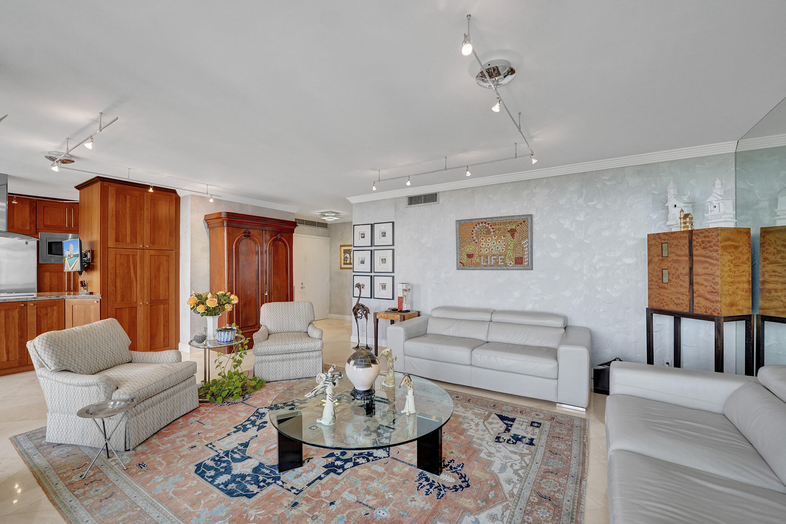 CORINTHIAN ON THE INTRACOASTAL - Residential