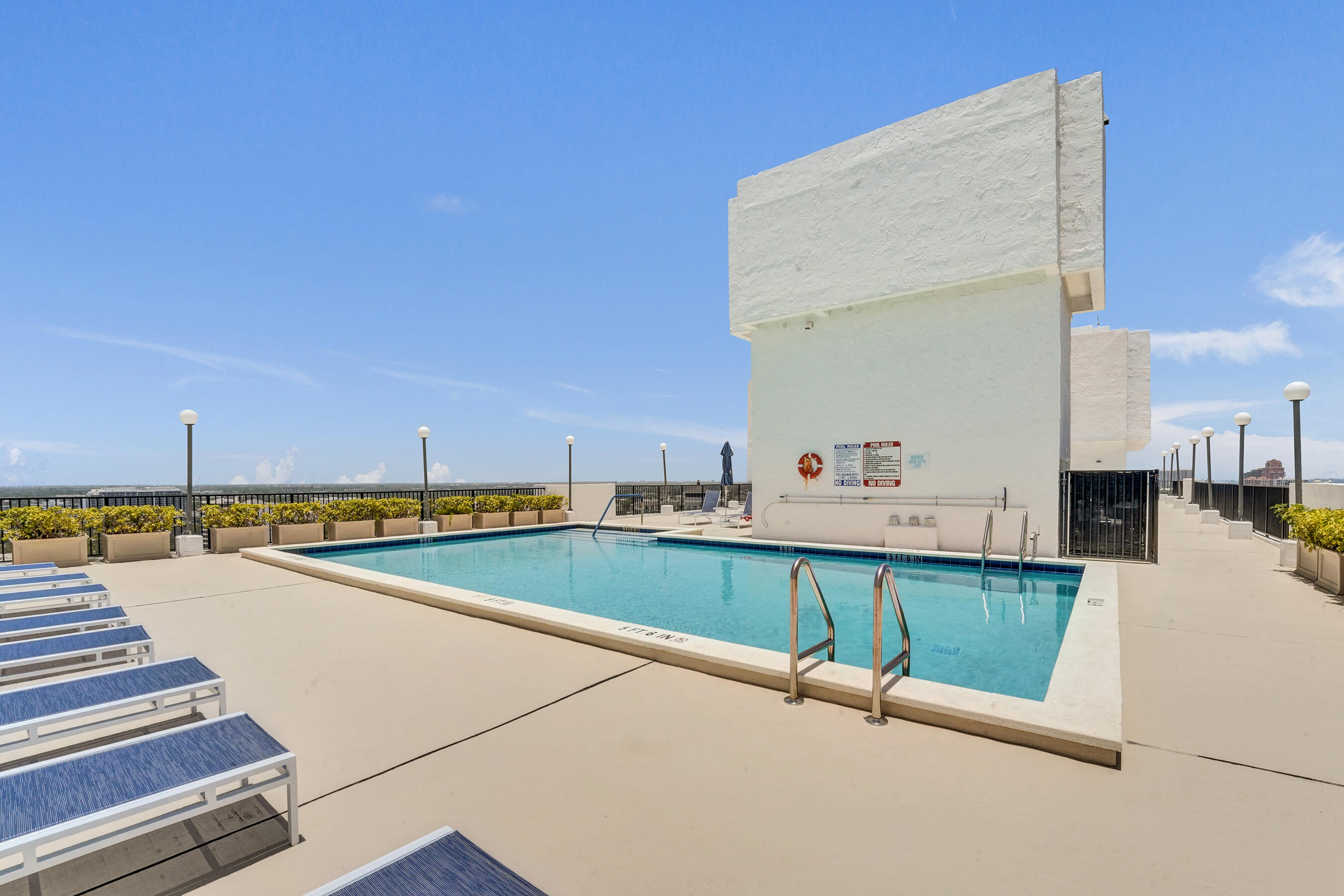 CORINTHIAN ON THE INTRACOASTAL - Residential