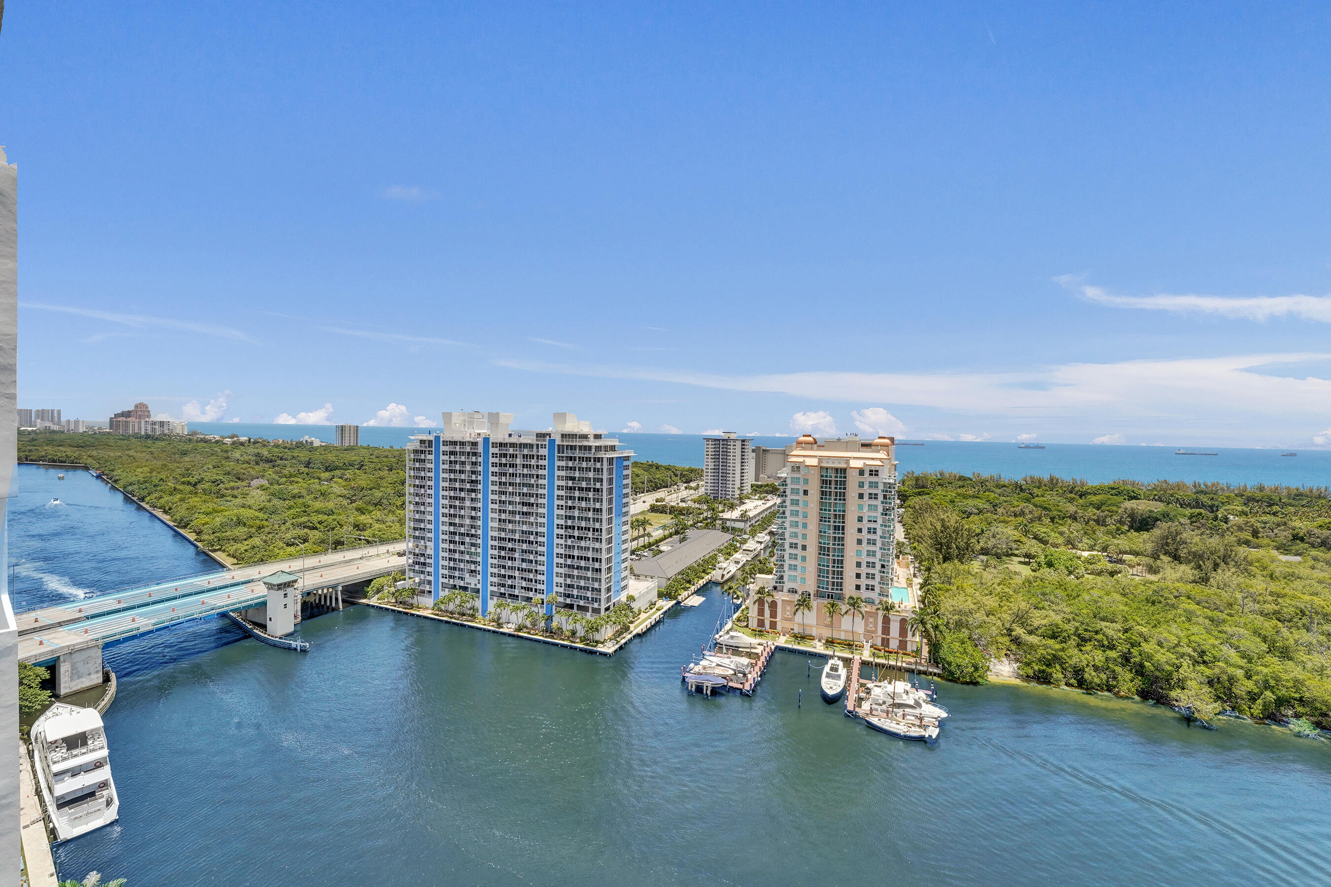 CORINTHIAN ON THE INTRACOASTAL - Residential