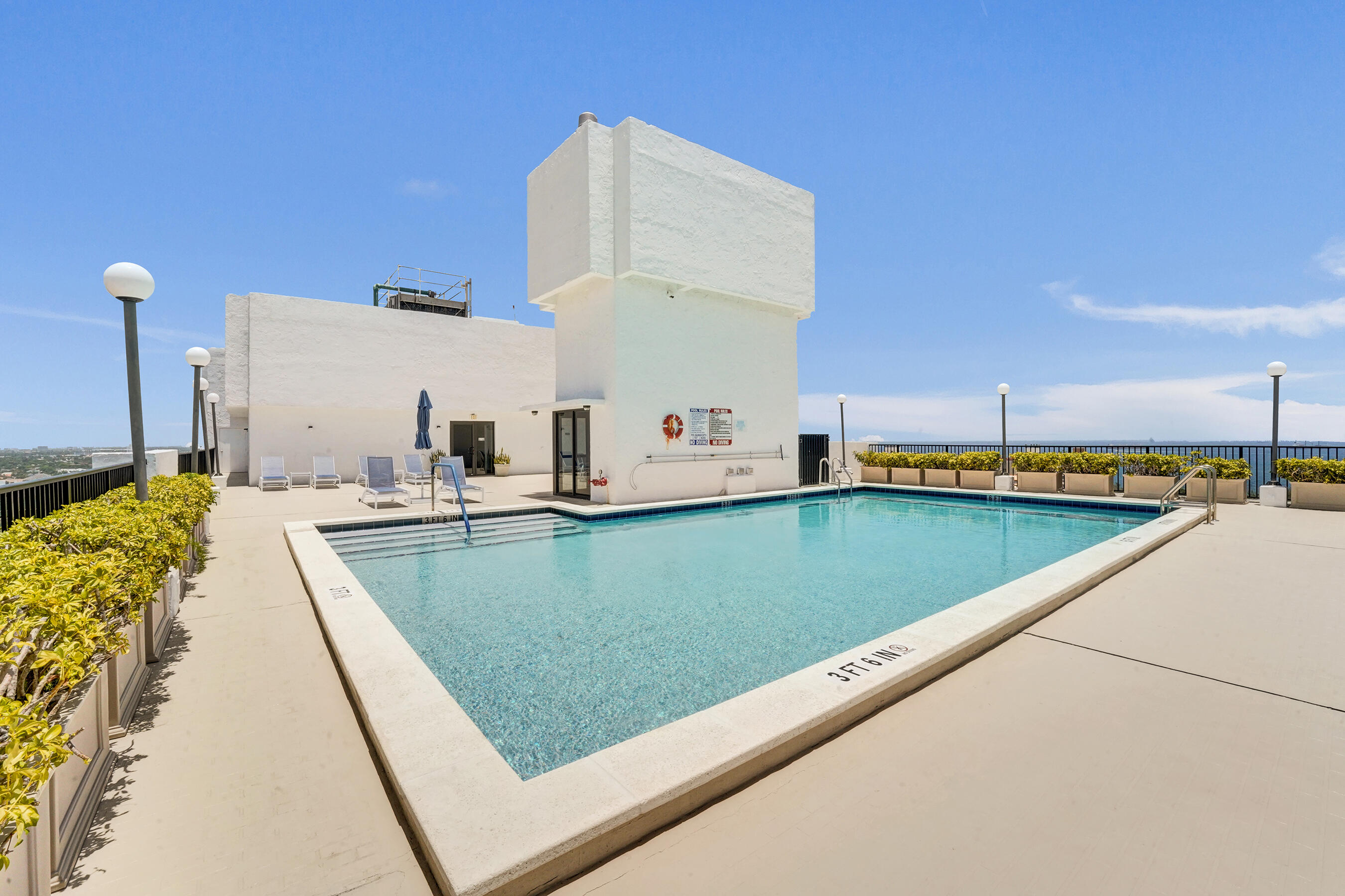 CORINTHIAN ON THE INTRACOASTAL - Residential
