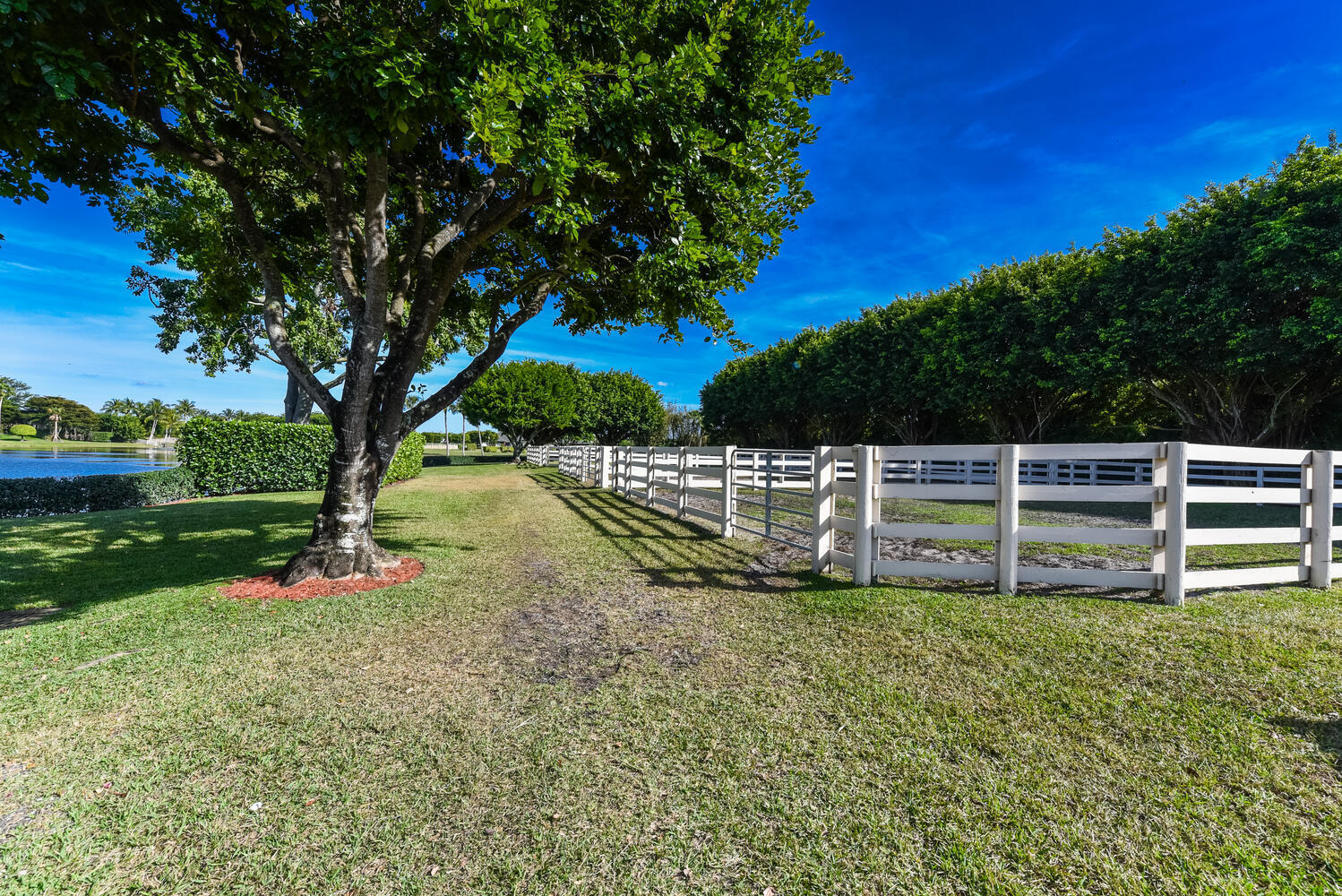 GRAND PRIX FARMS - Residential