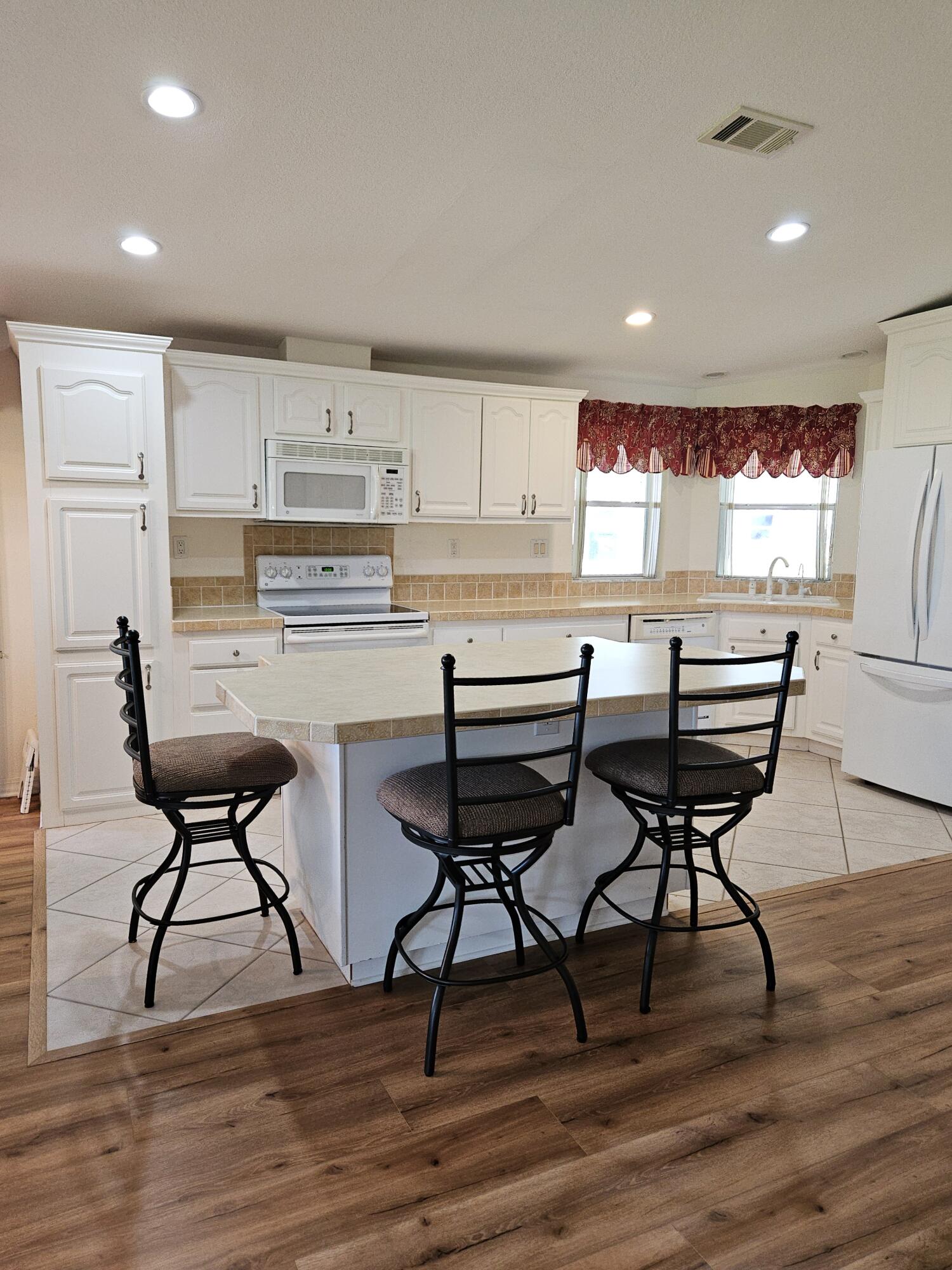 EAGLE'S RETREAT AT SAVANNA CLUB PHASE 2 - Residential