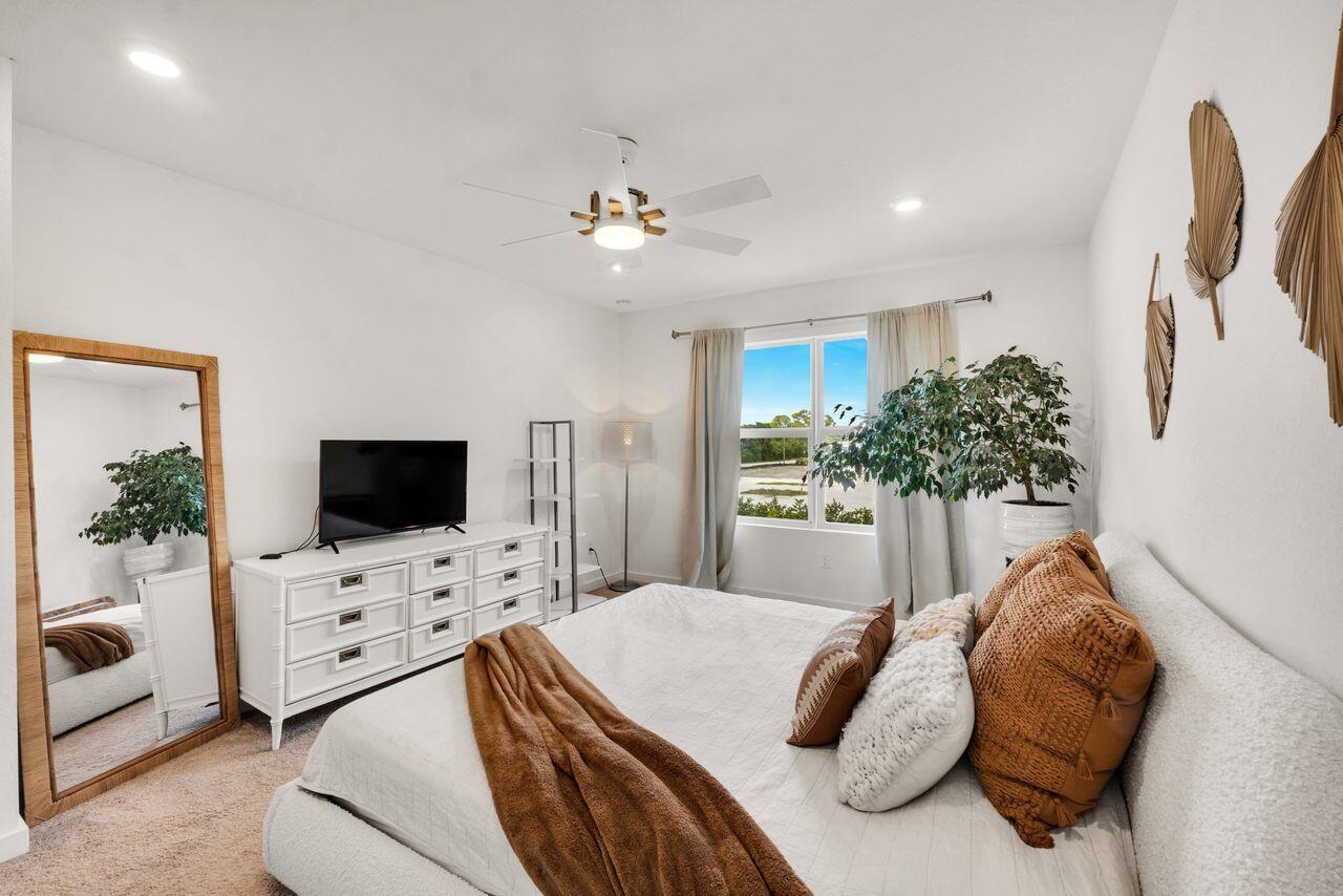 CATALINA ESTATES - Residential