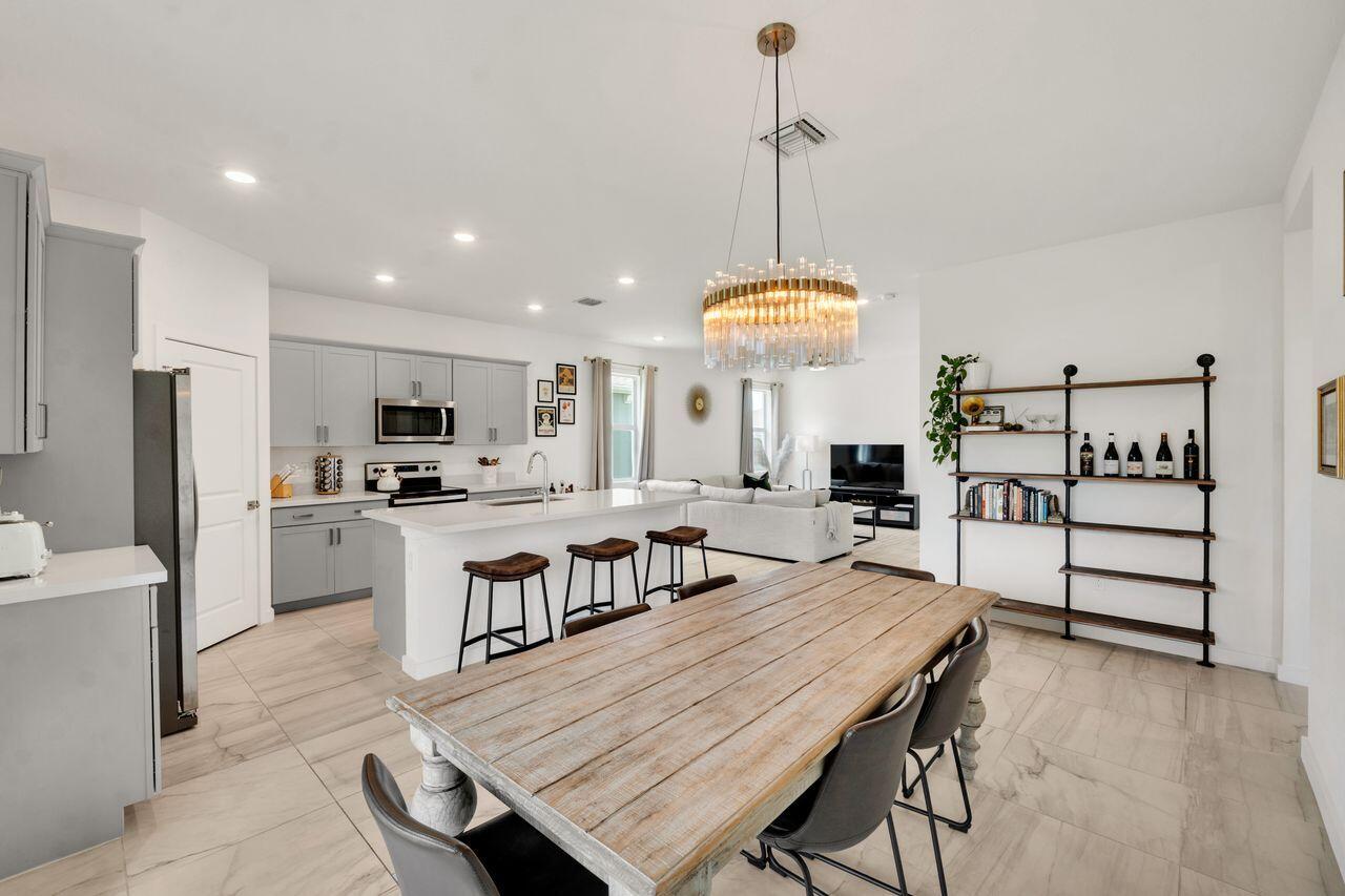 CATALINA ESTATES - Residential