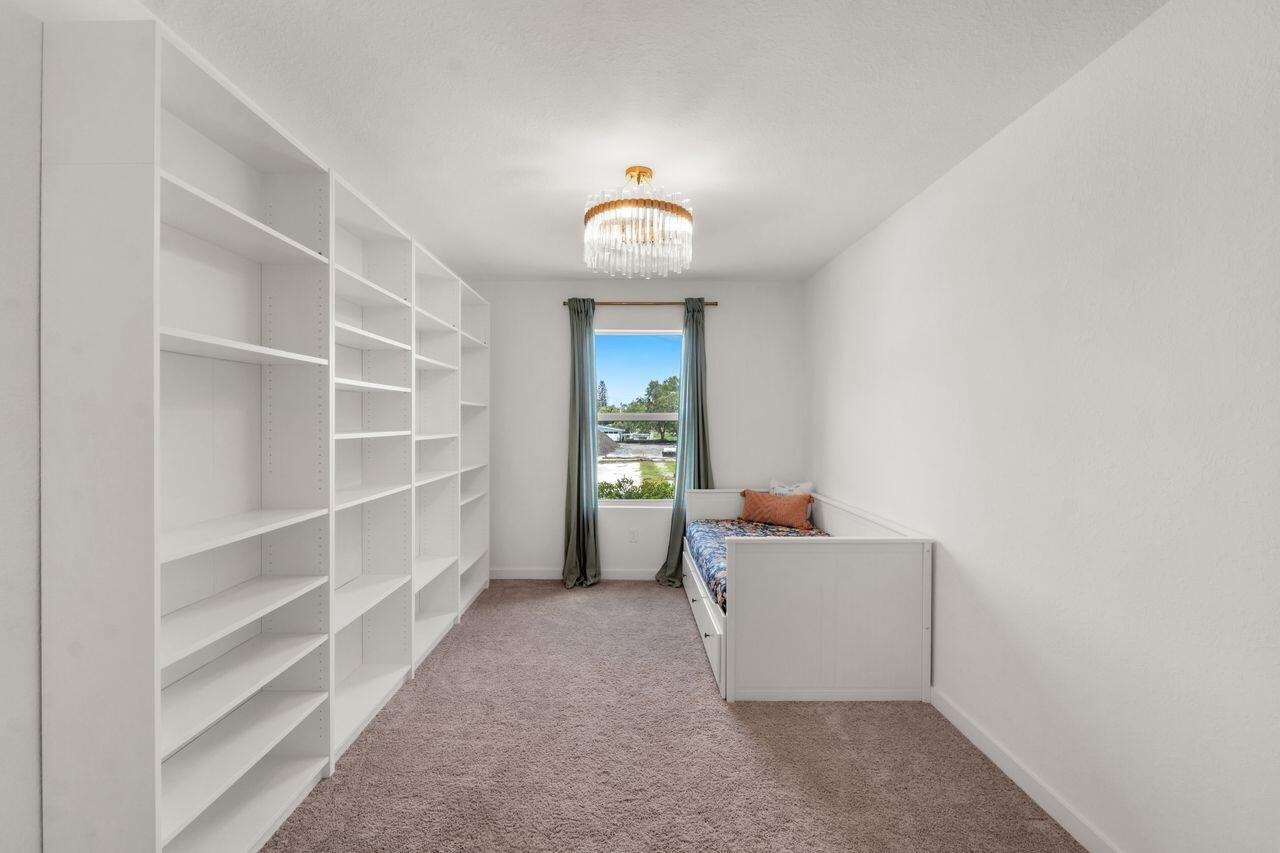 CATALINA ESTATES - Residential