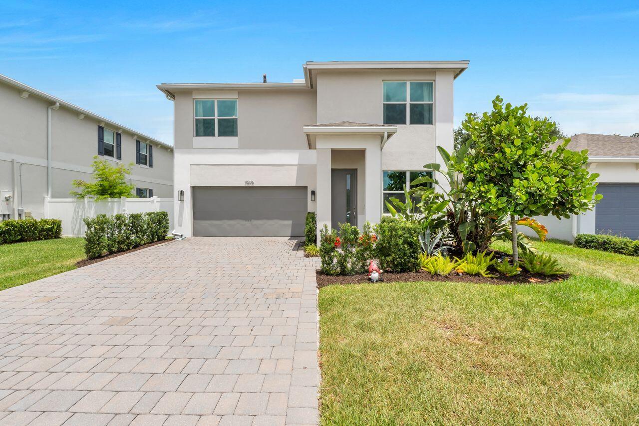 CATALINA ESTATES - Residential