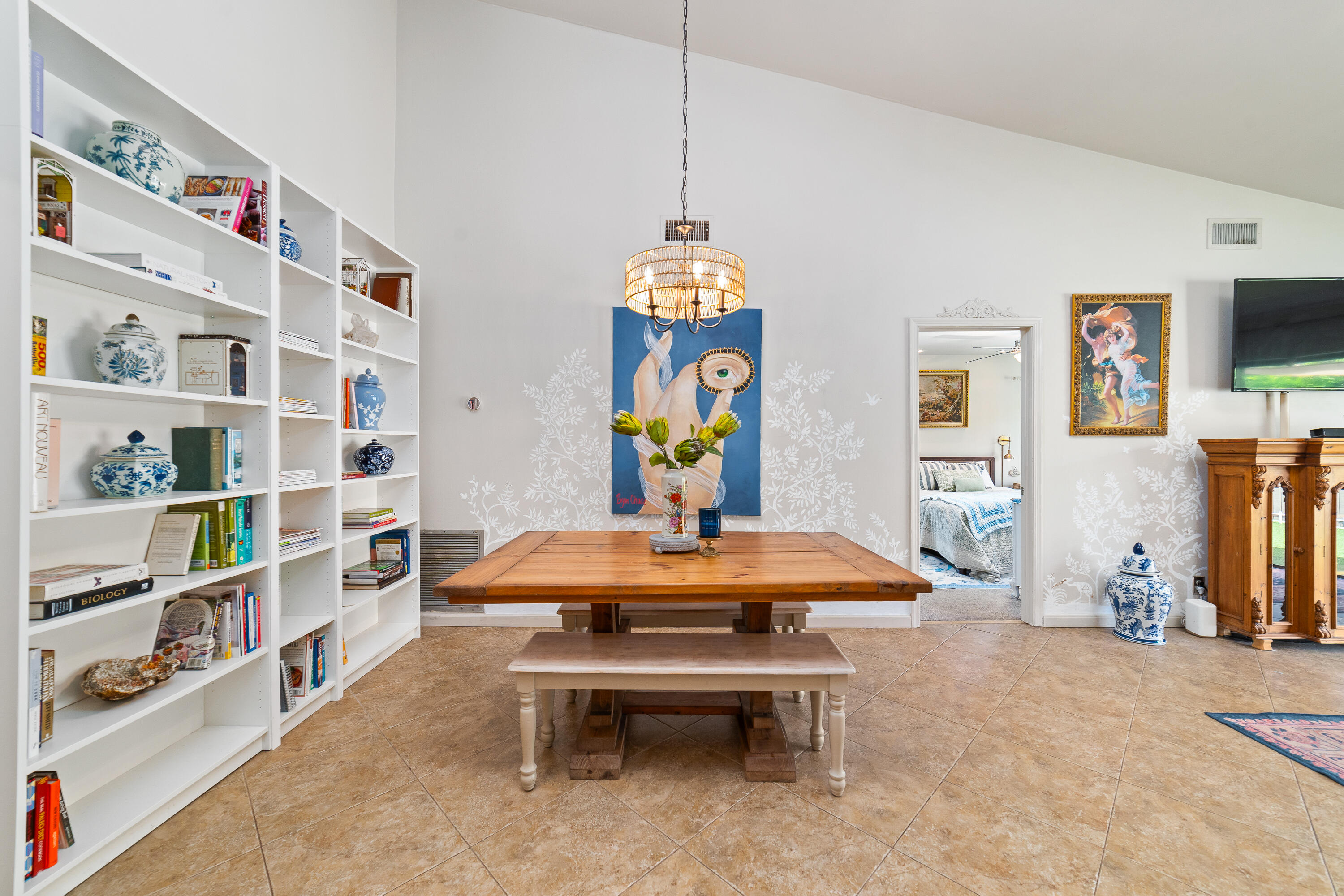 HIDDEN PINES OF WELLINGTON - Residential