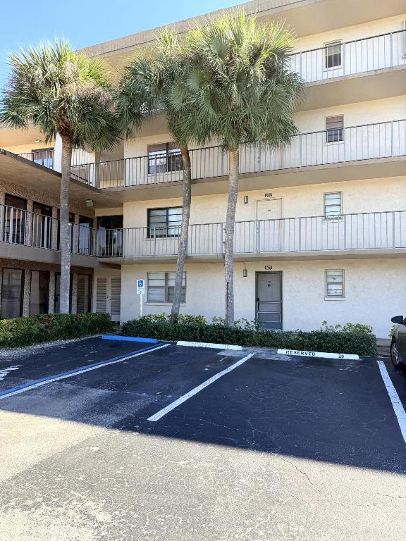 ISLE OF SANDALFOOT CONDO - Residential