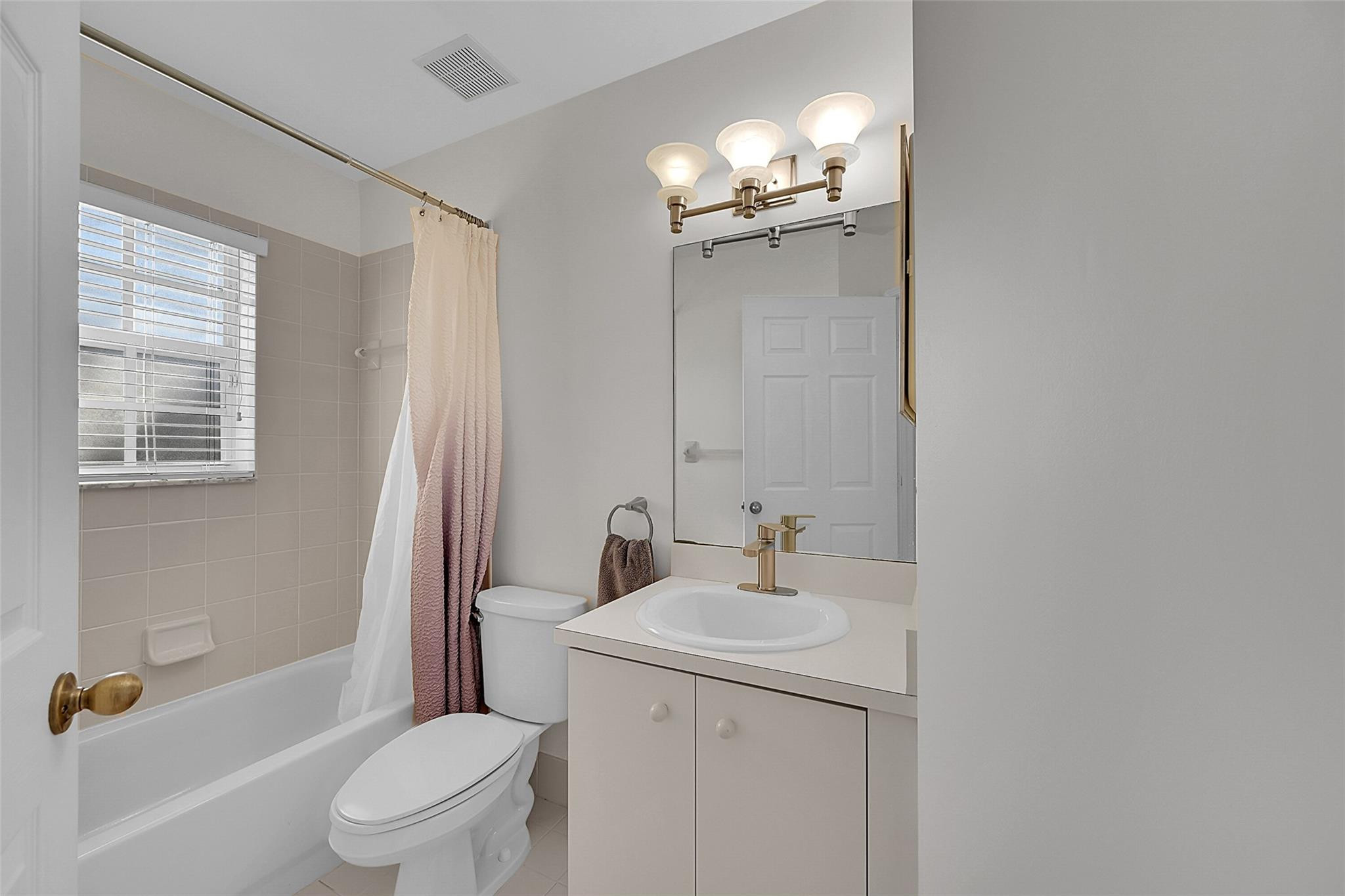 RAINTREE VILLAS - Residential