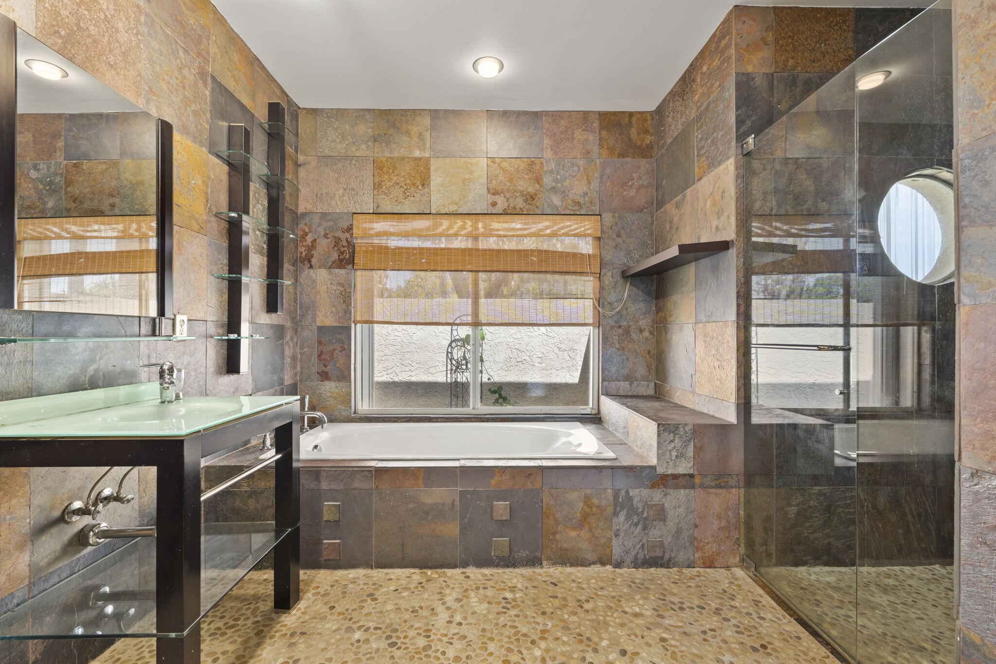 DANFORTH - Residential
