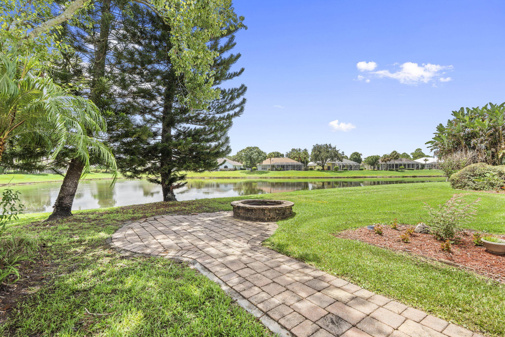 DANFORTH - Residential