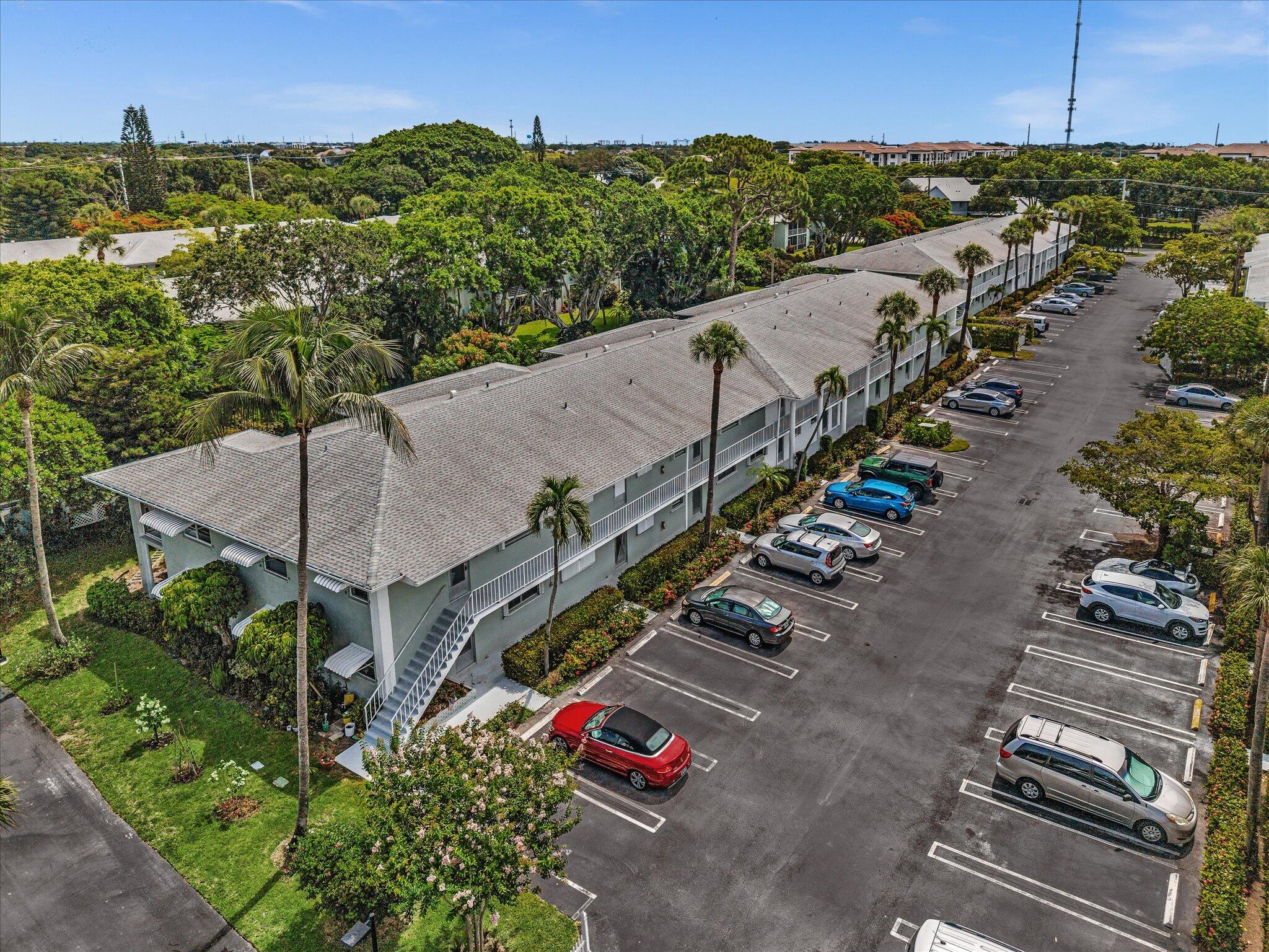 SABAL PINE CONDO - Residential