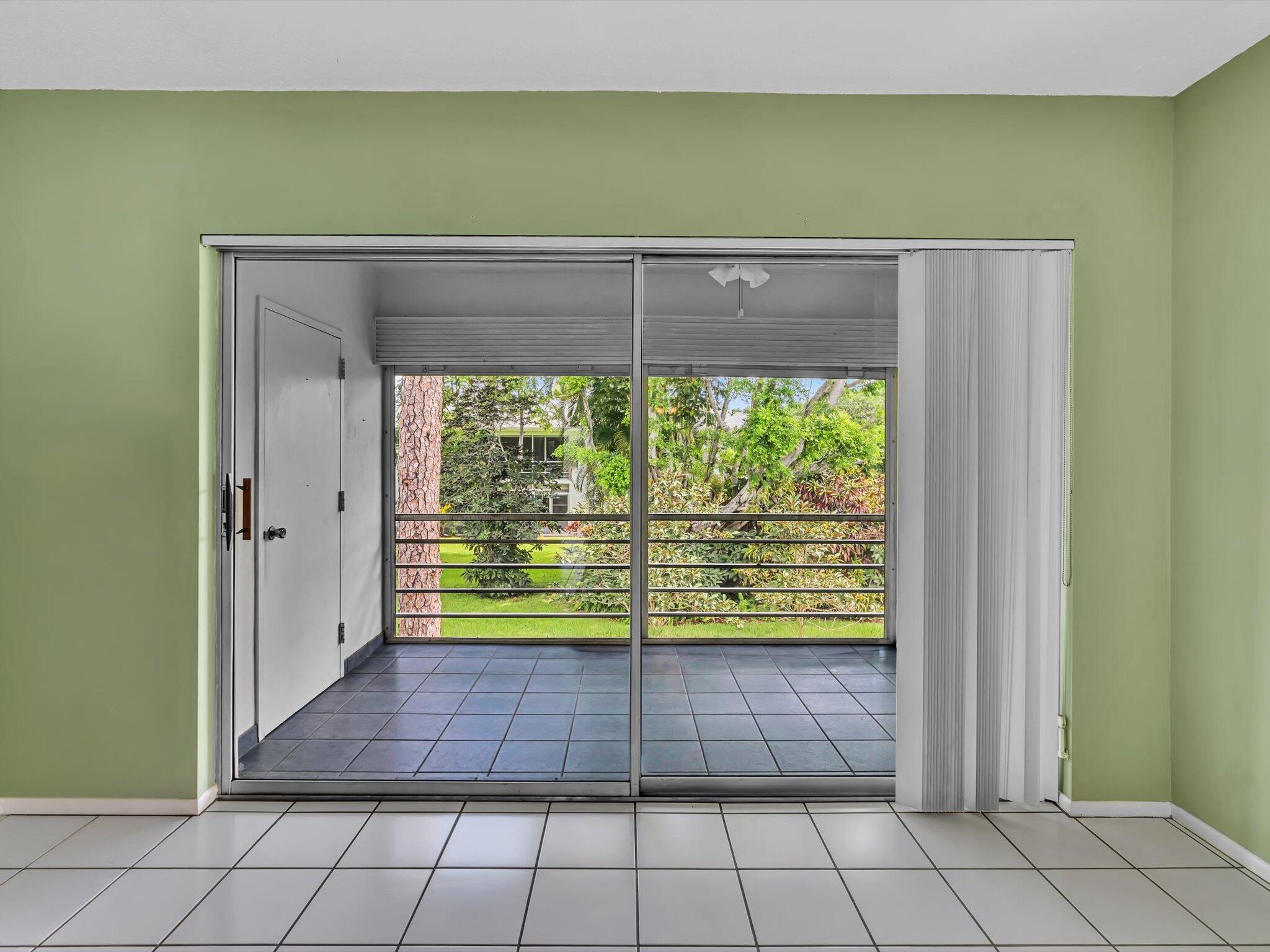 SABAL PINE CONDO - Residential