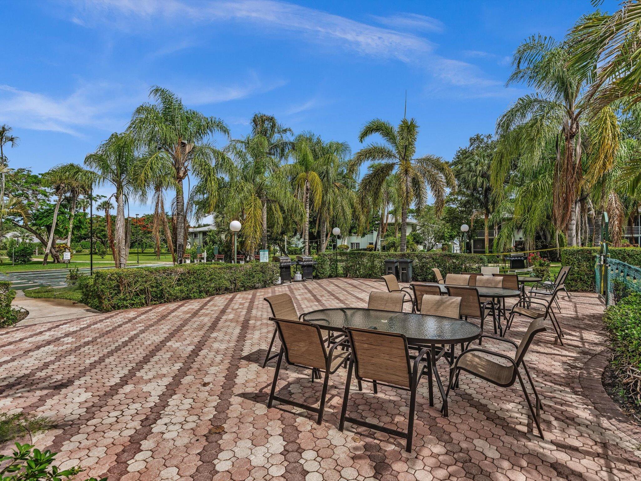 SABAL PINE CONDO - Residential