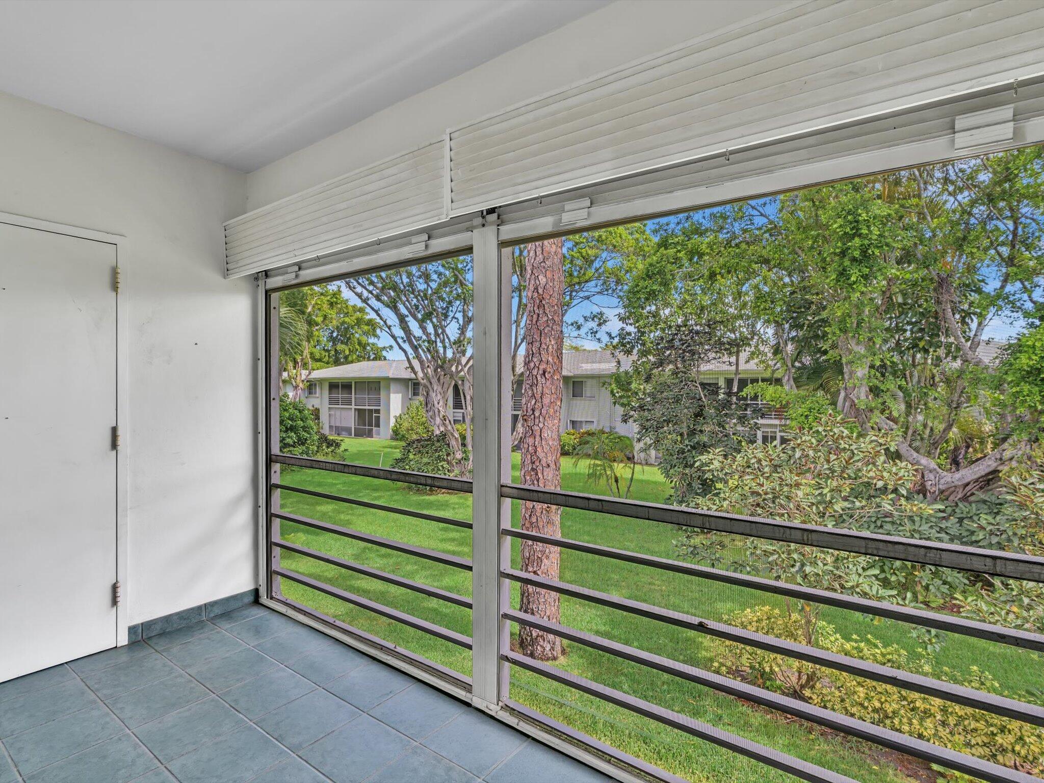 SABAL PINE CONDO - Residential