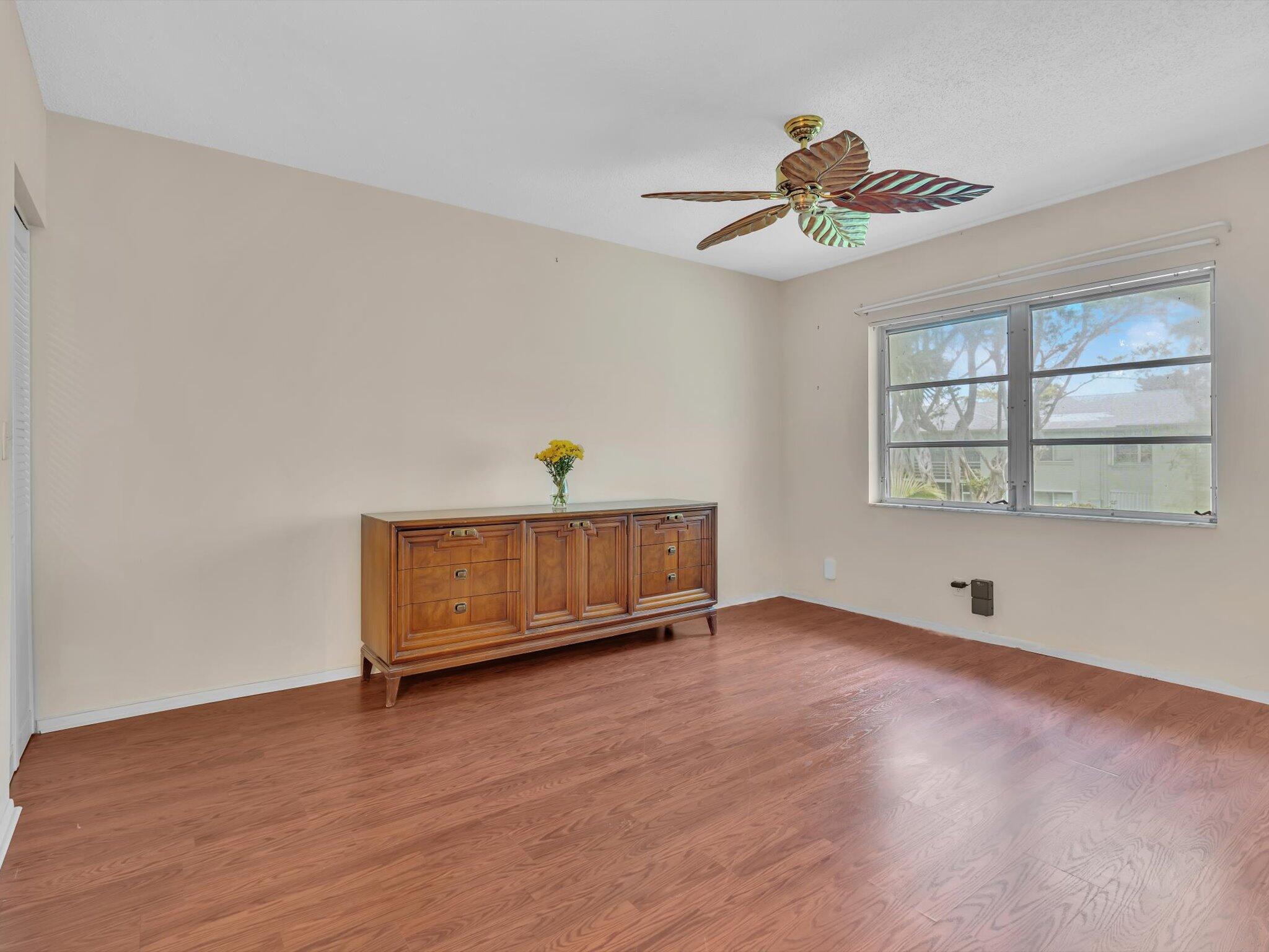 SABAL PINE CONDO - Residential
